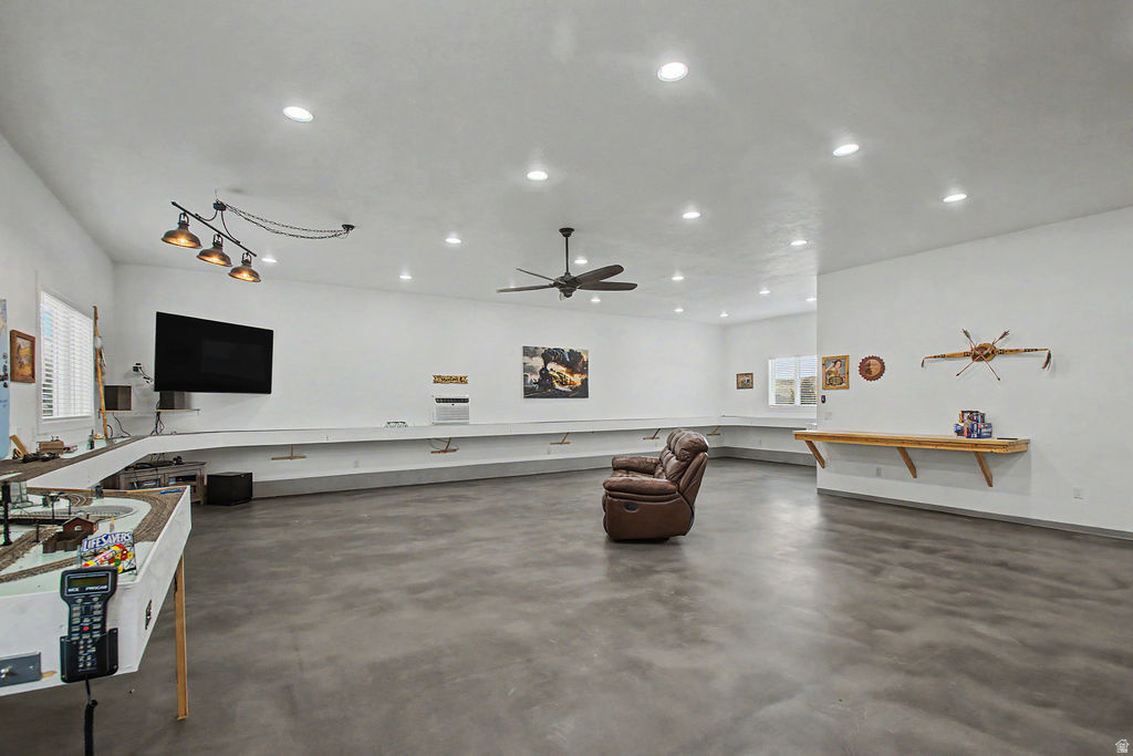 main property photo 90