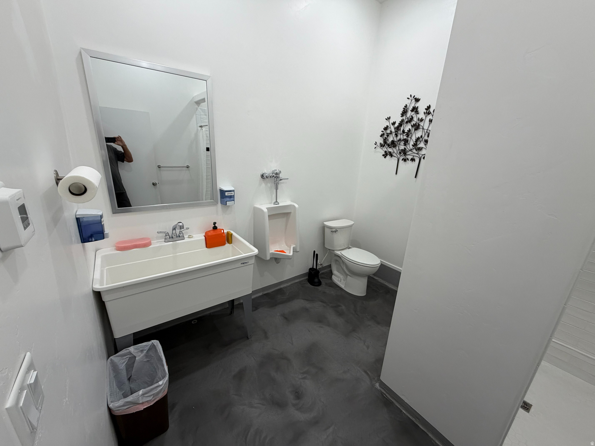 main property photo 92