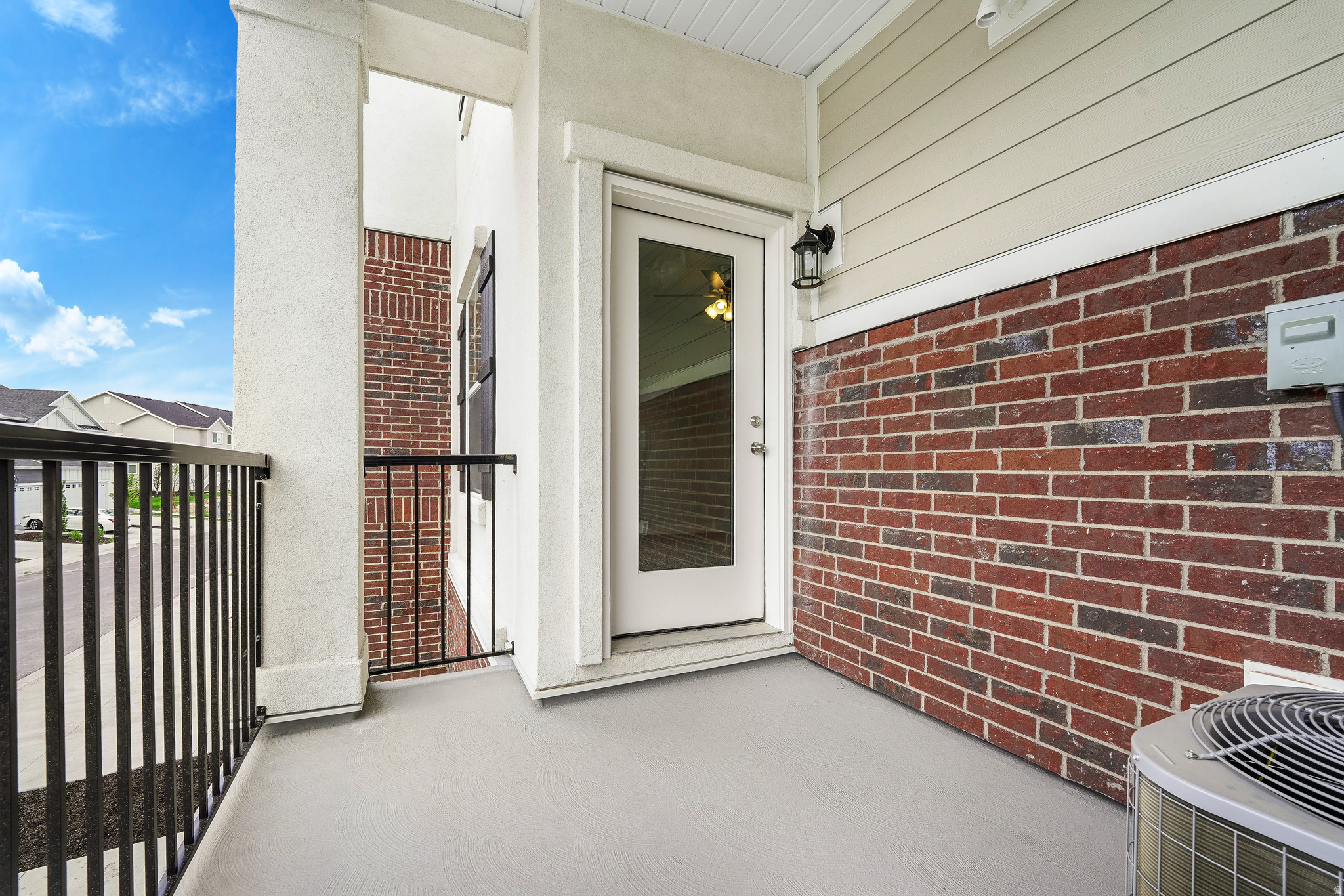 main property photo 20