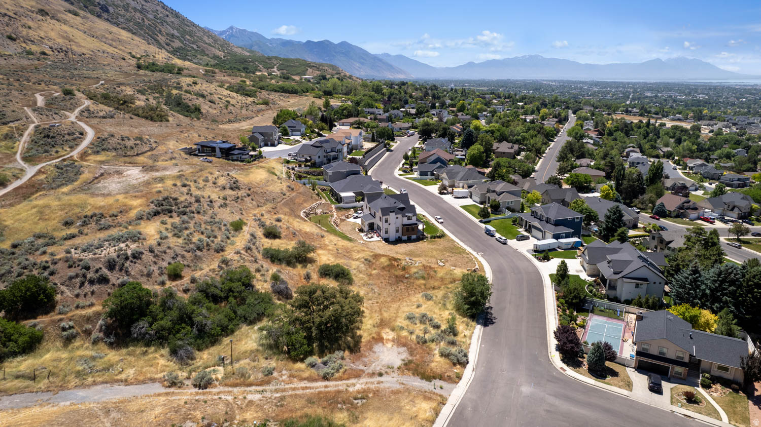 main property photo 7