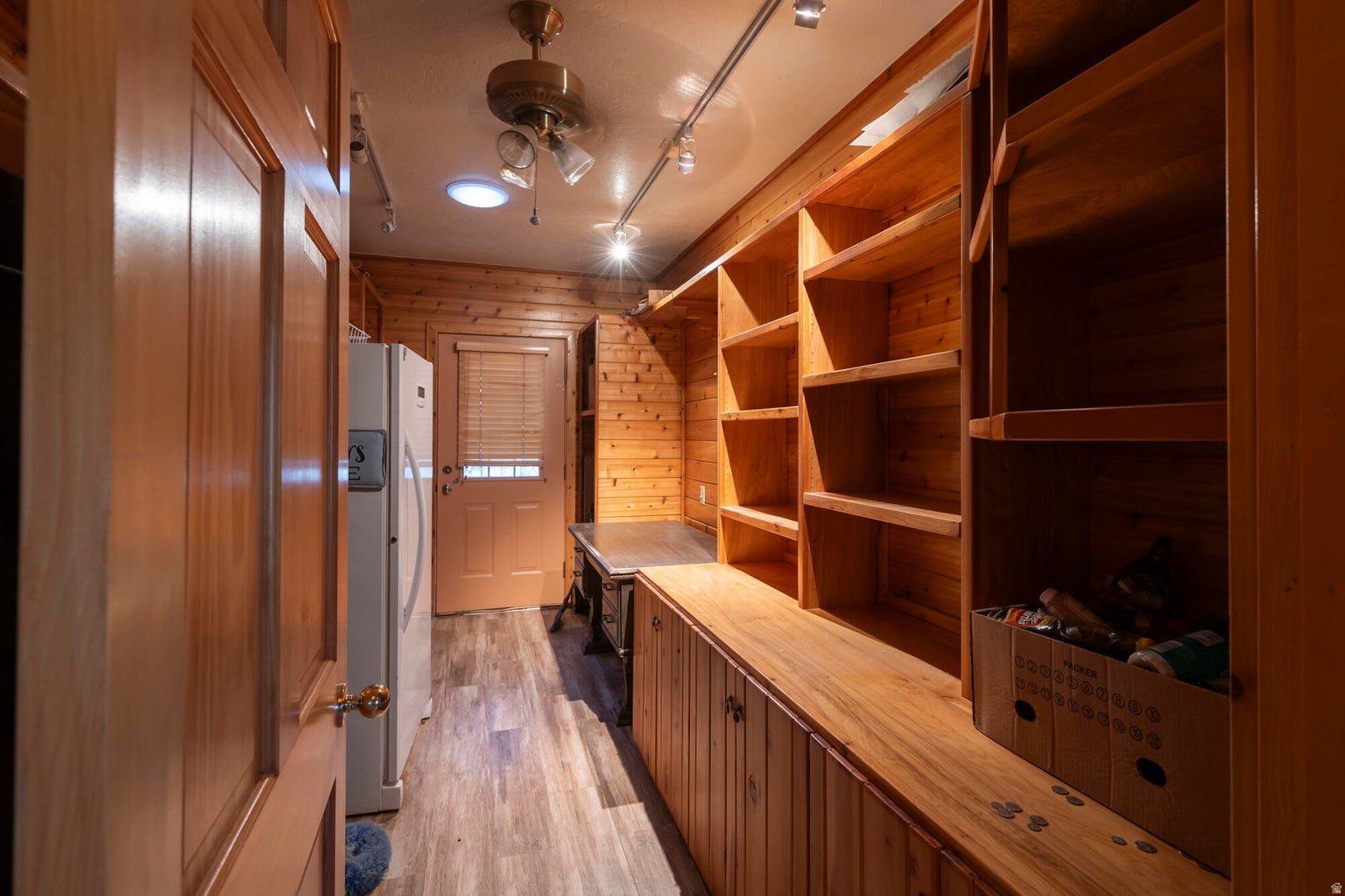 main property photo 46