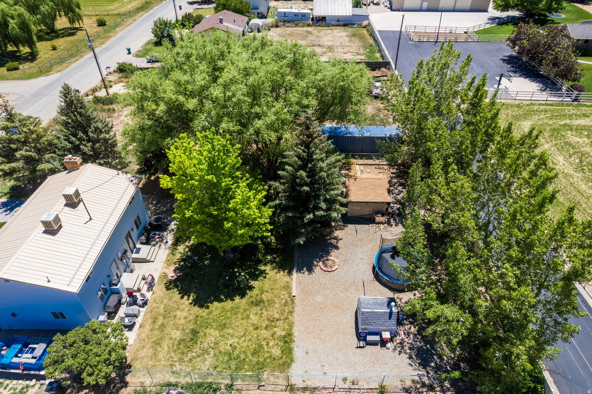 main property photo 29