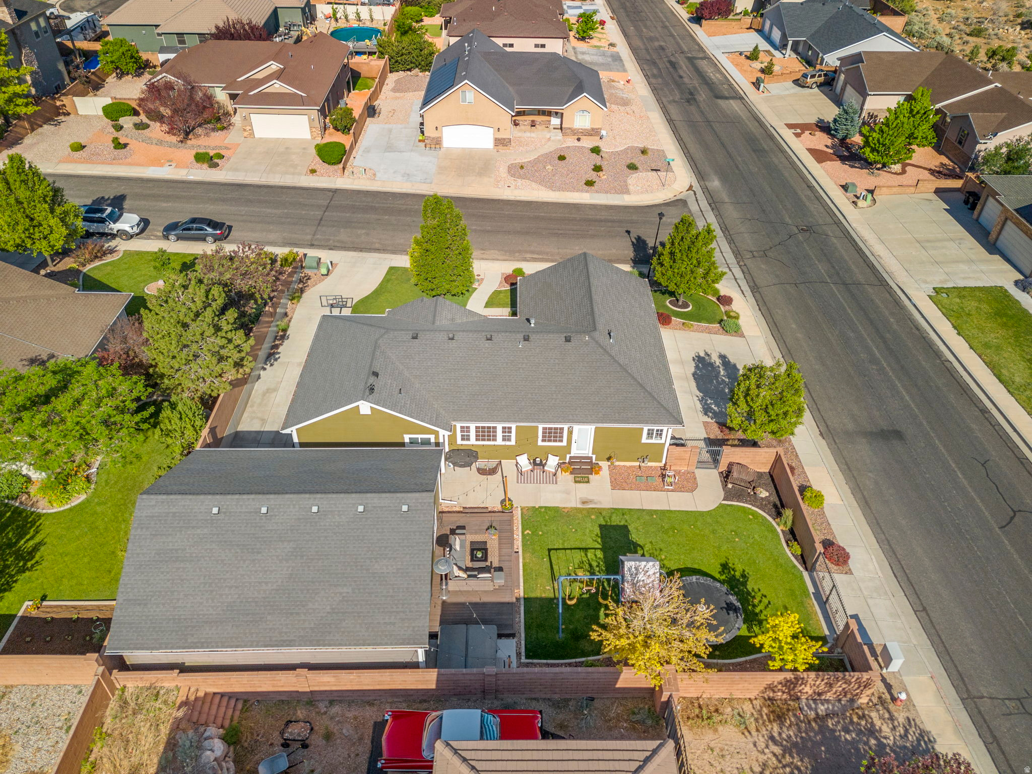 main property photo 5