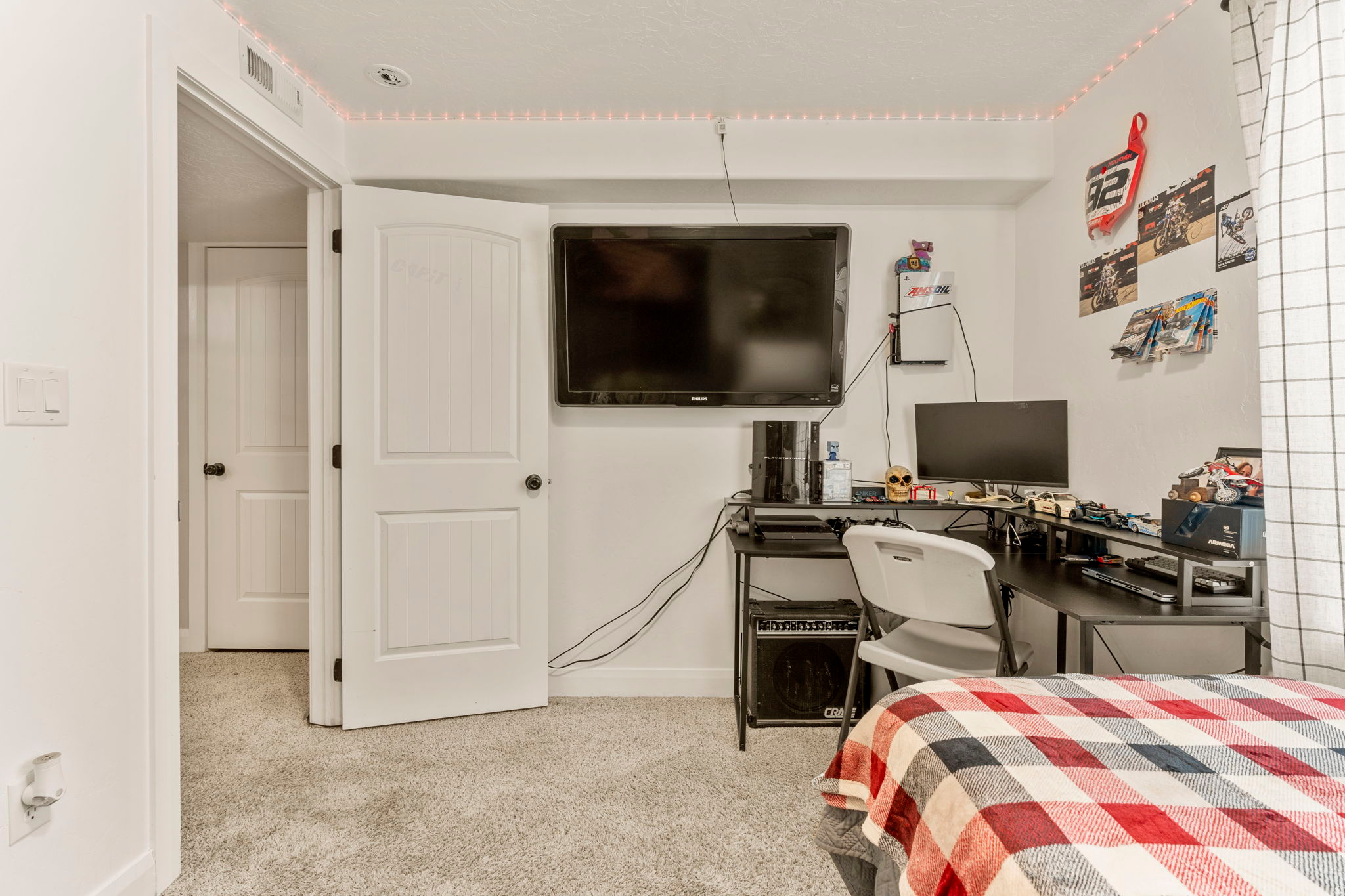 main property photo 51