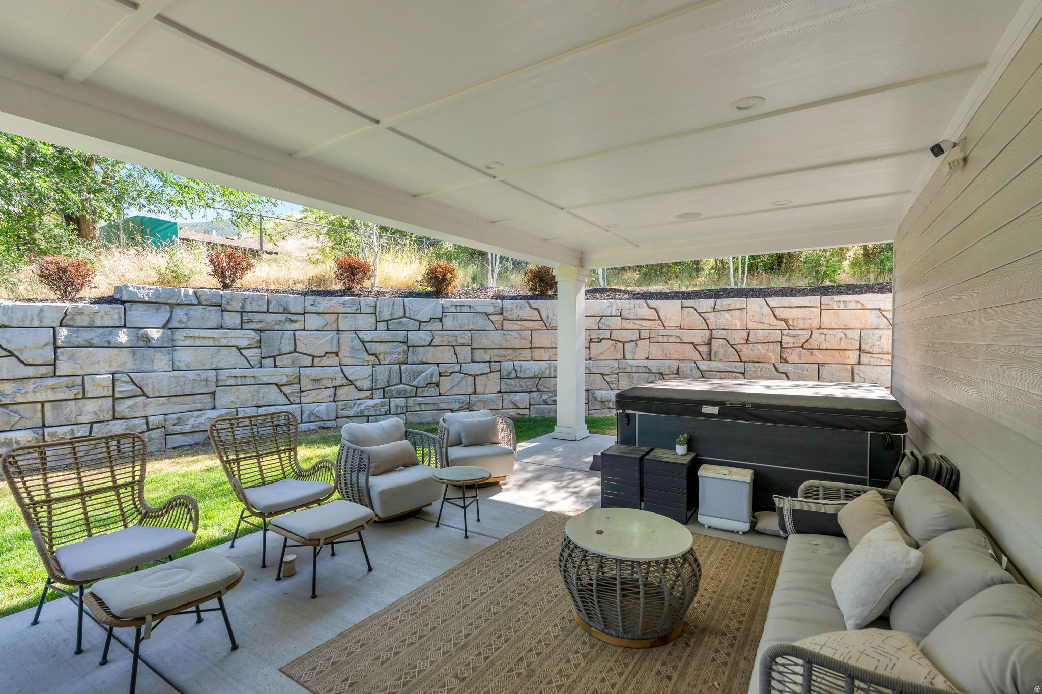 main property photo 49