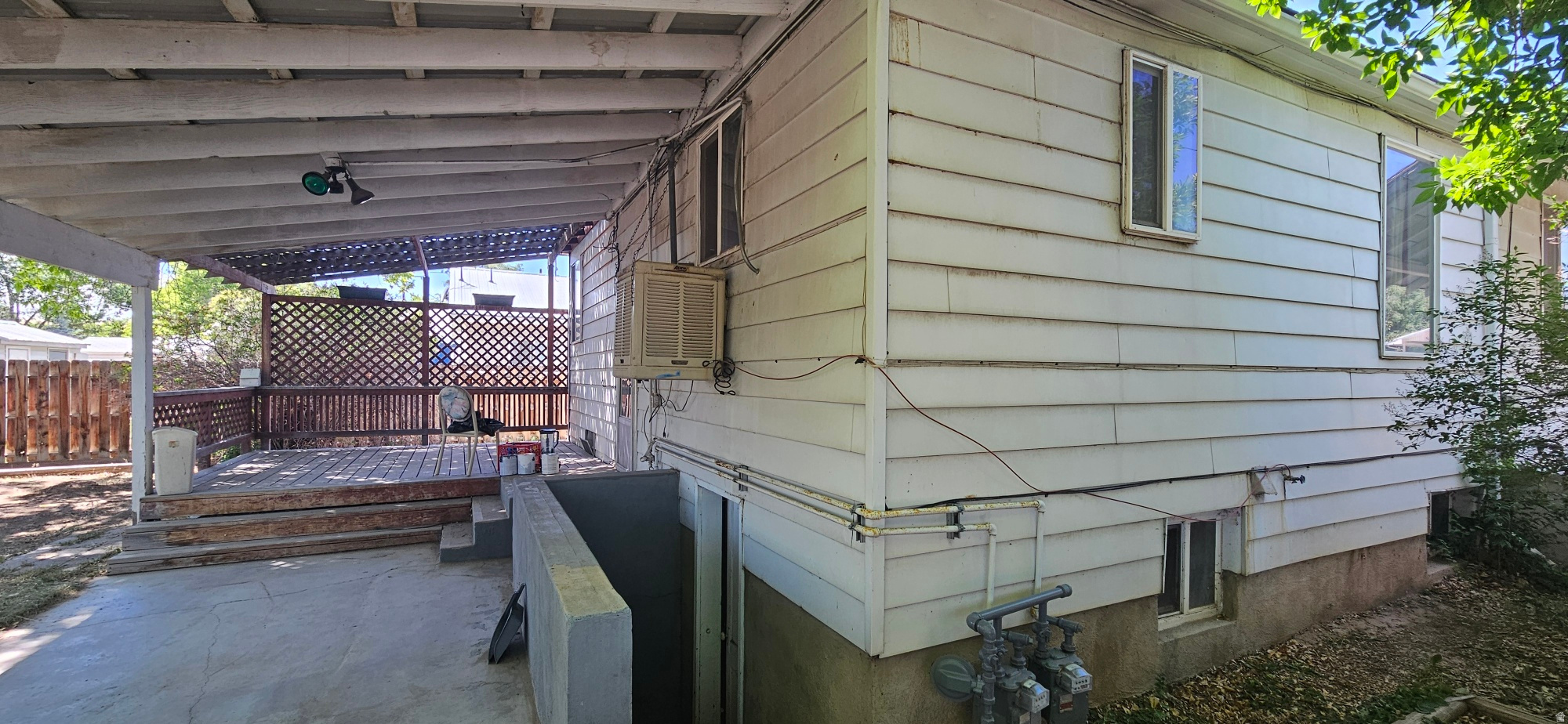 main property photo 29