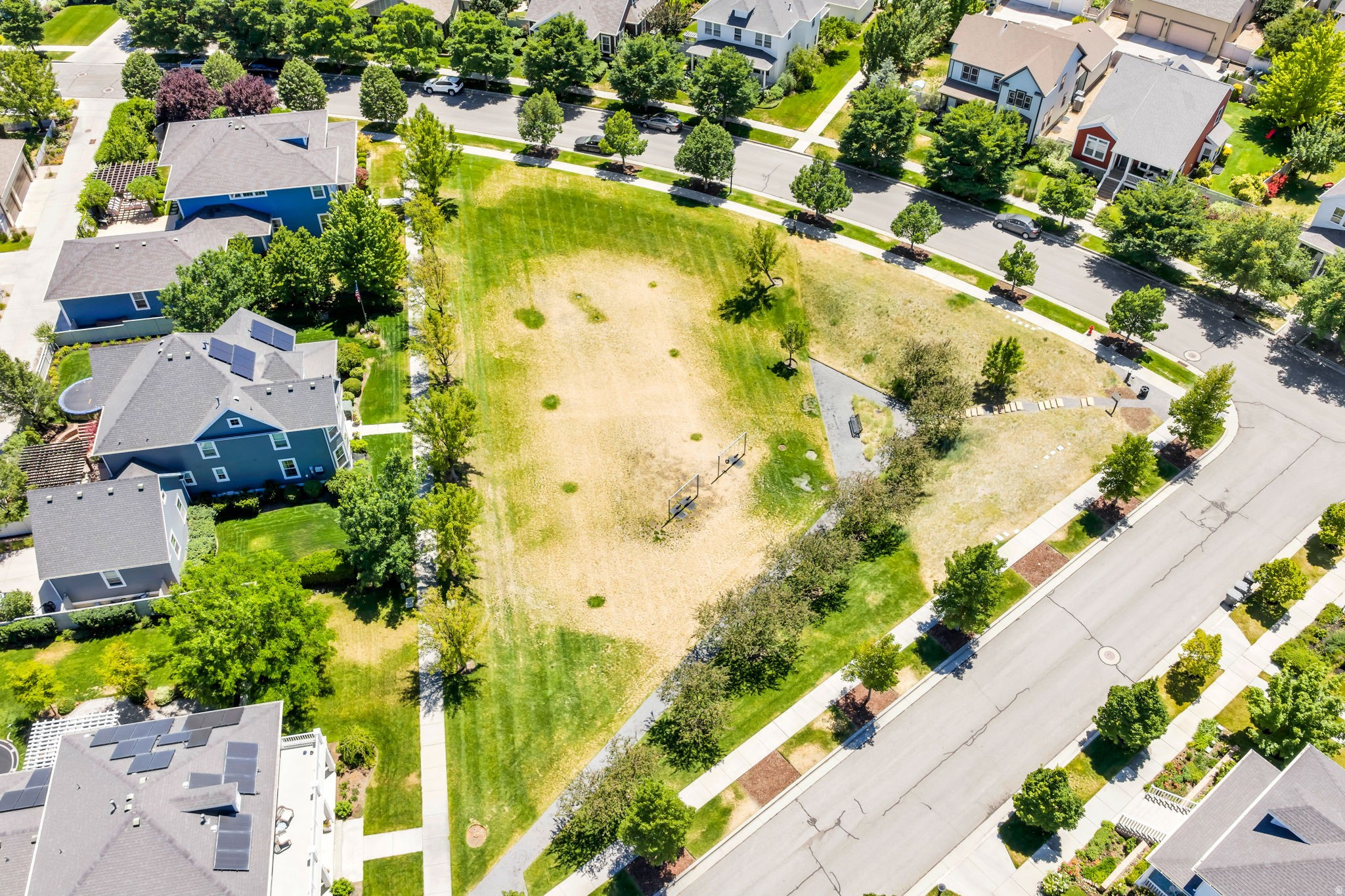 main property photo 45