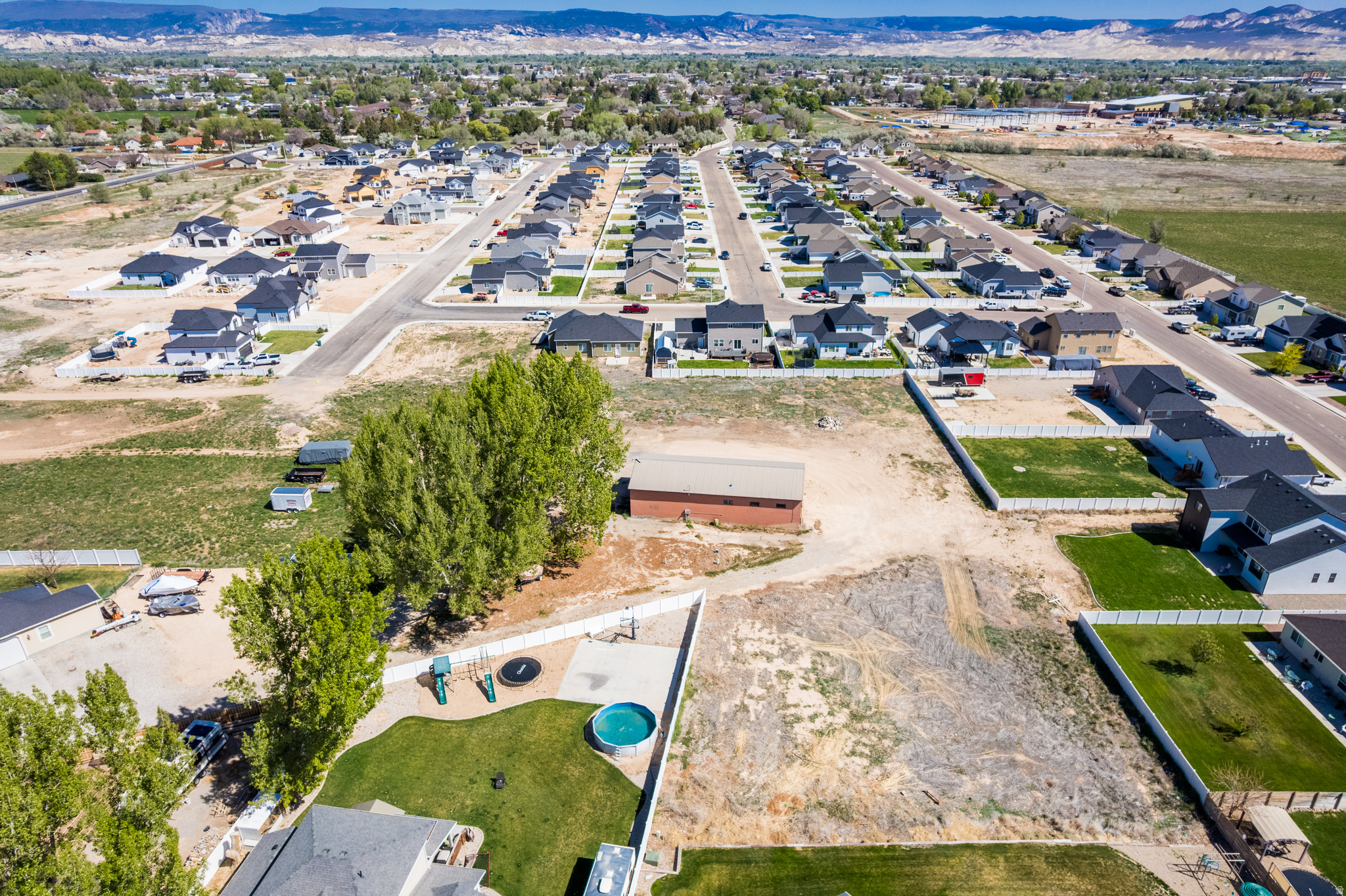 main property photo 3
