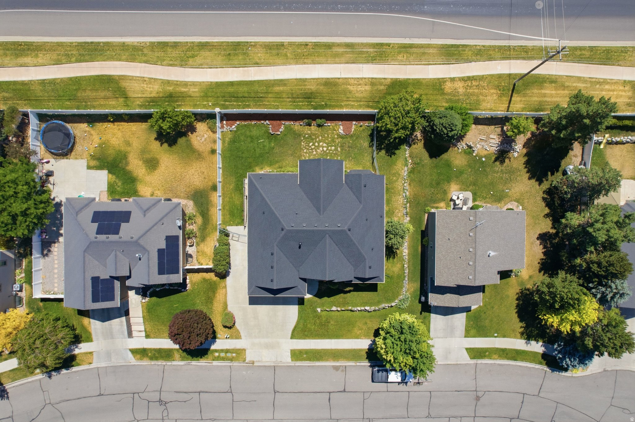 main property photo 87