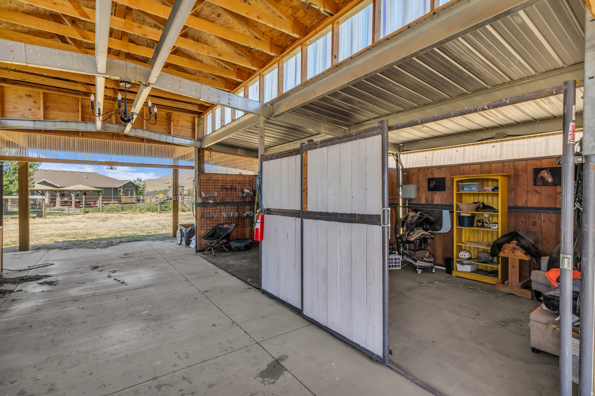 main property photo 45