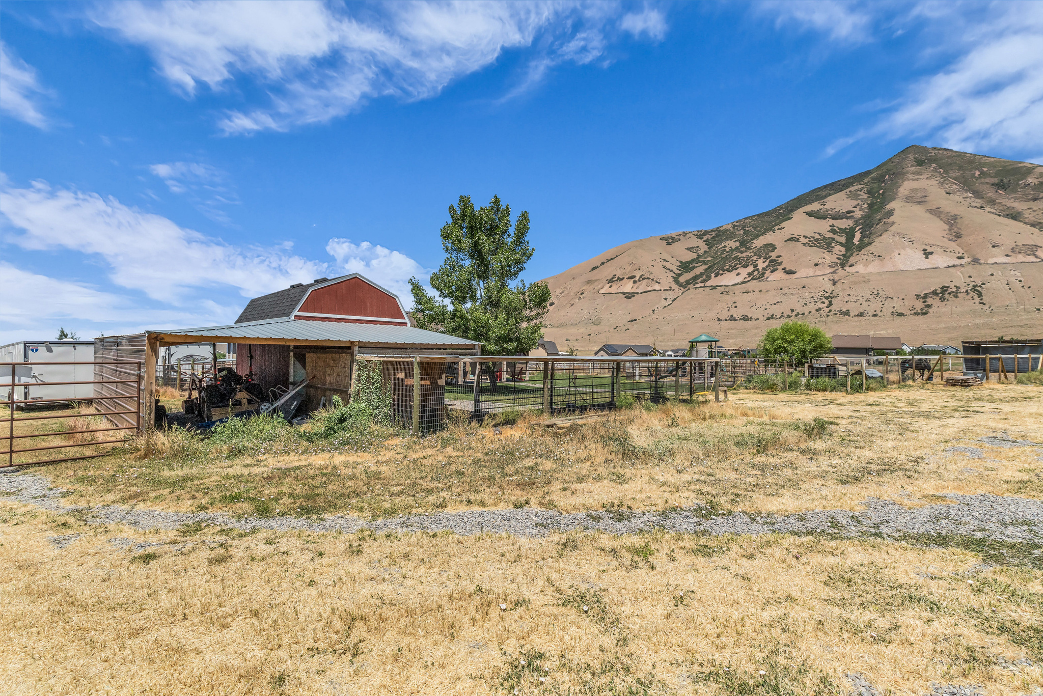 main property photo 51