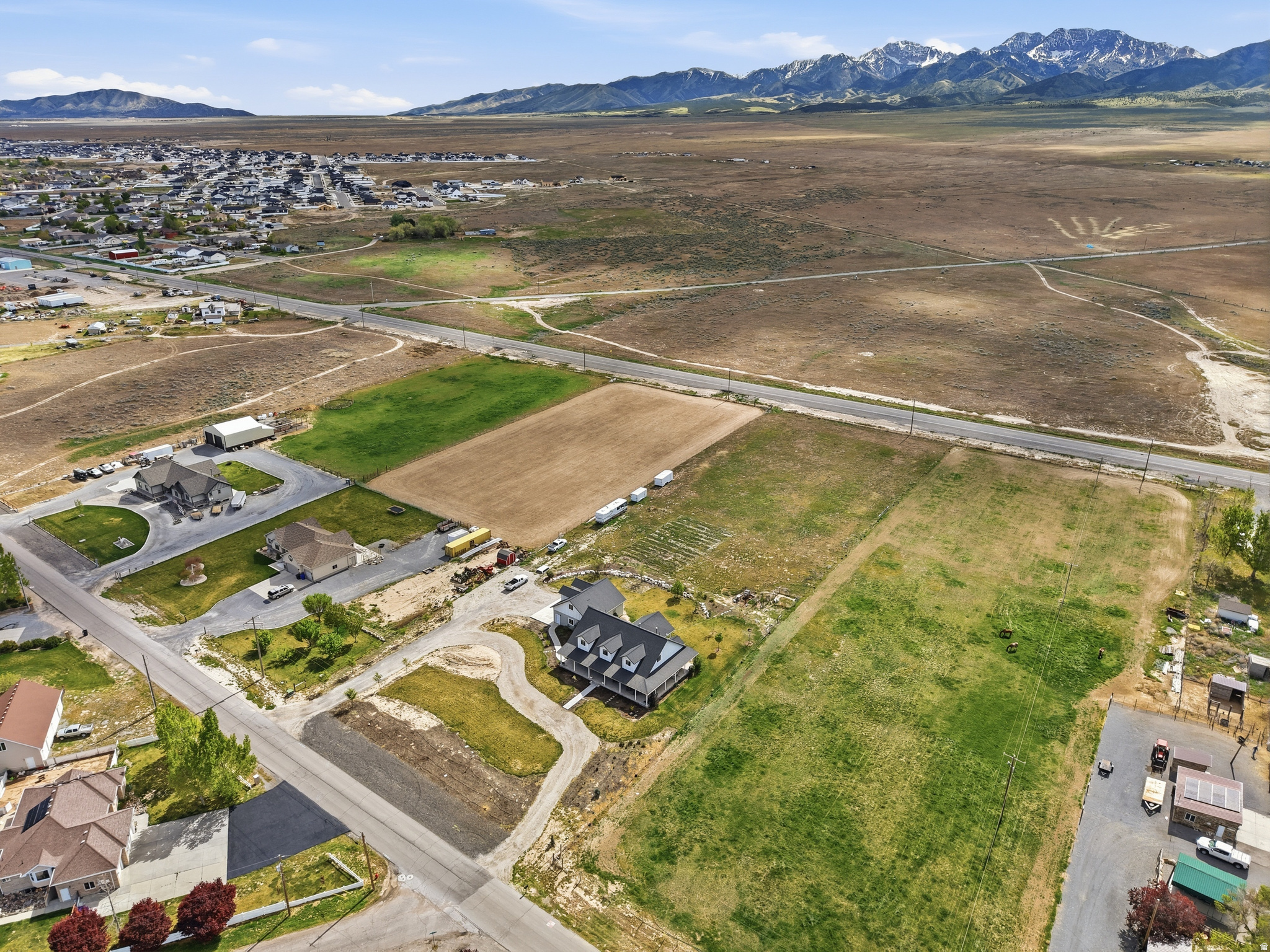 main property photo 33
