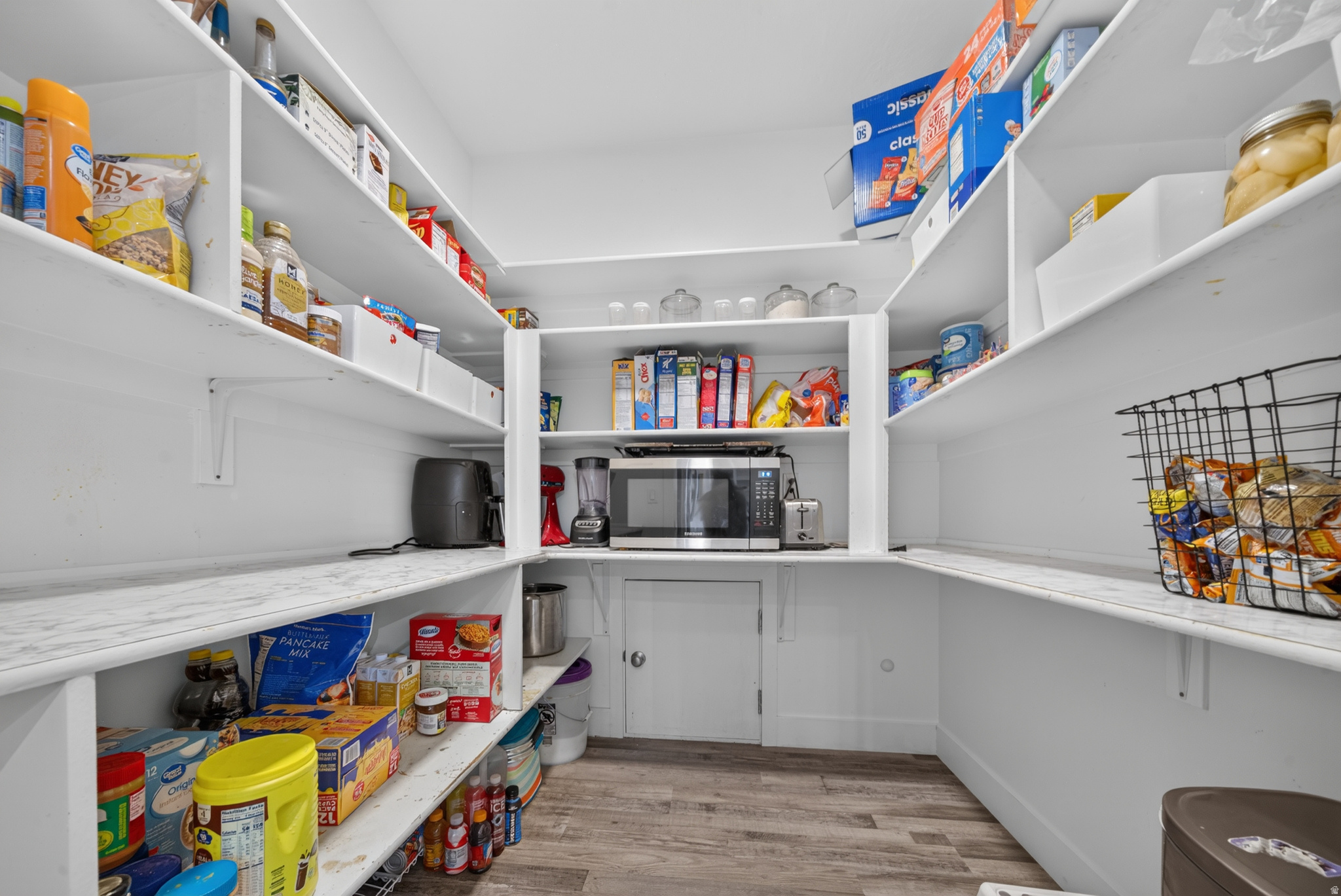 main property photo 32