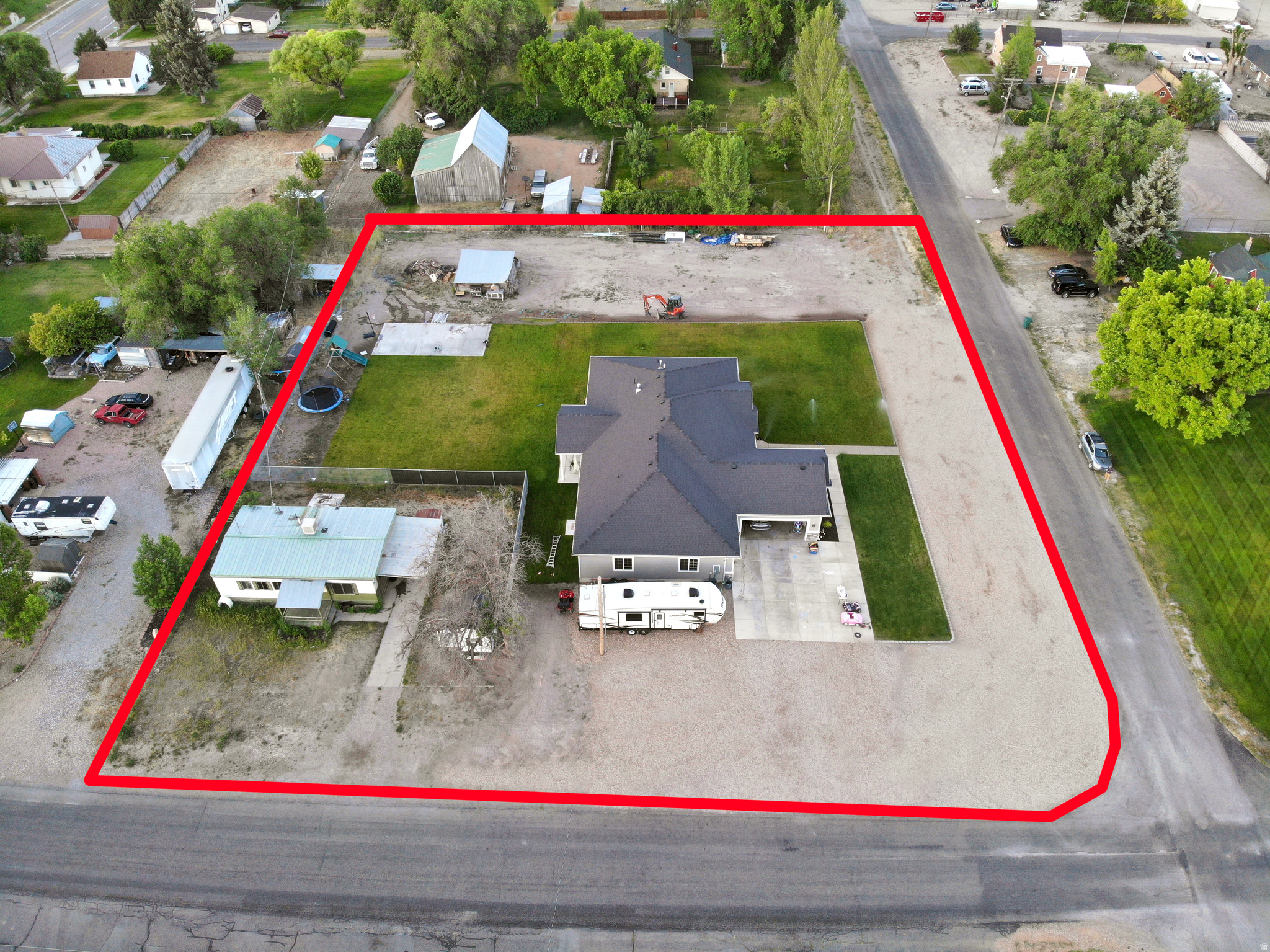 main property photo 44