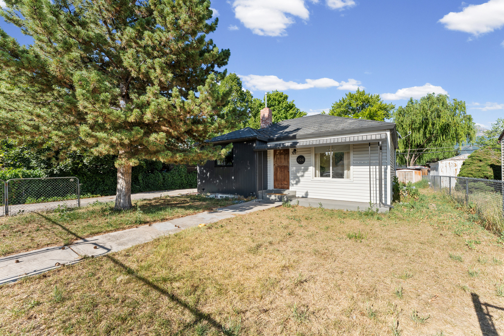 main property photo 30