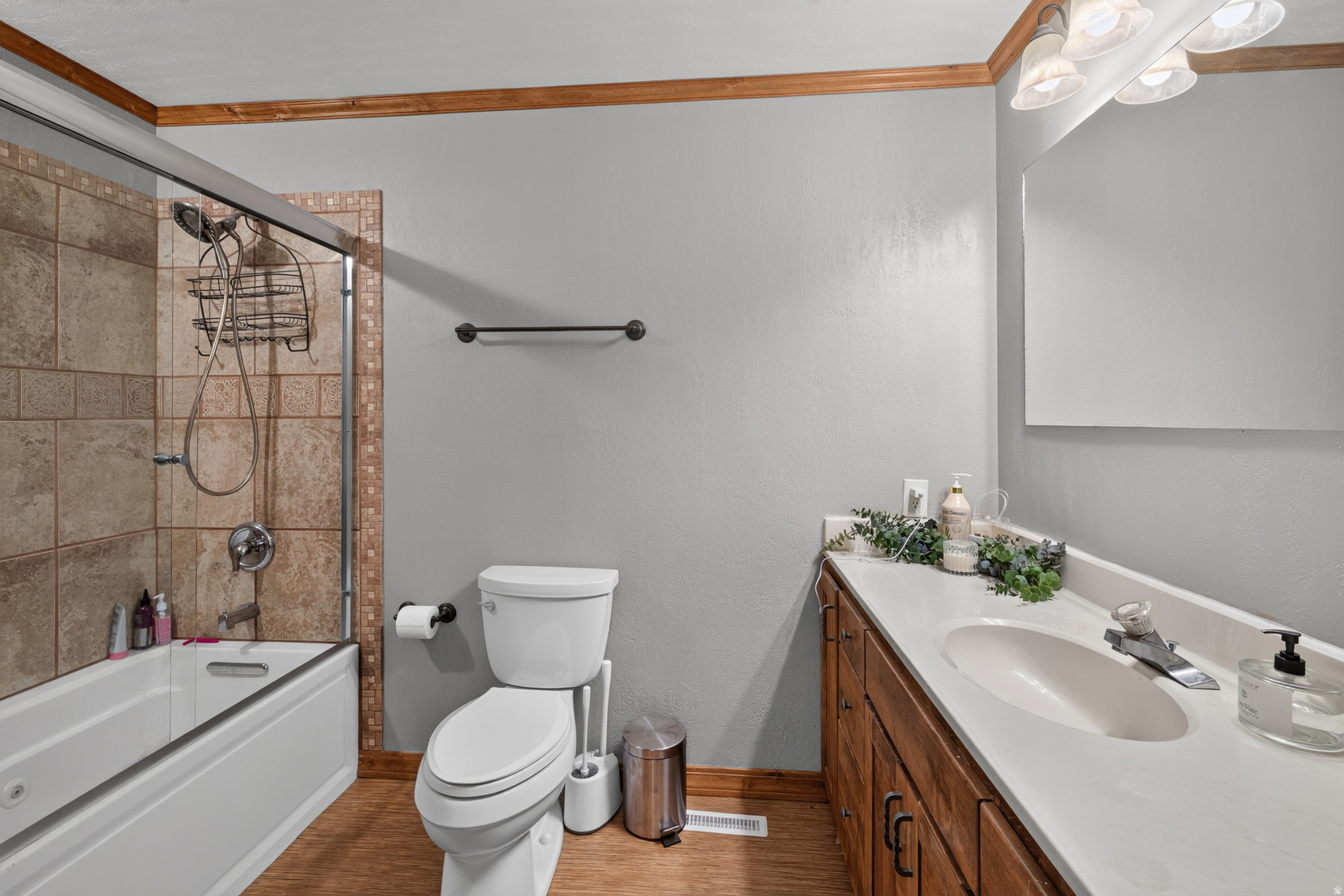 main property photo 76