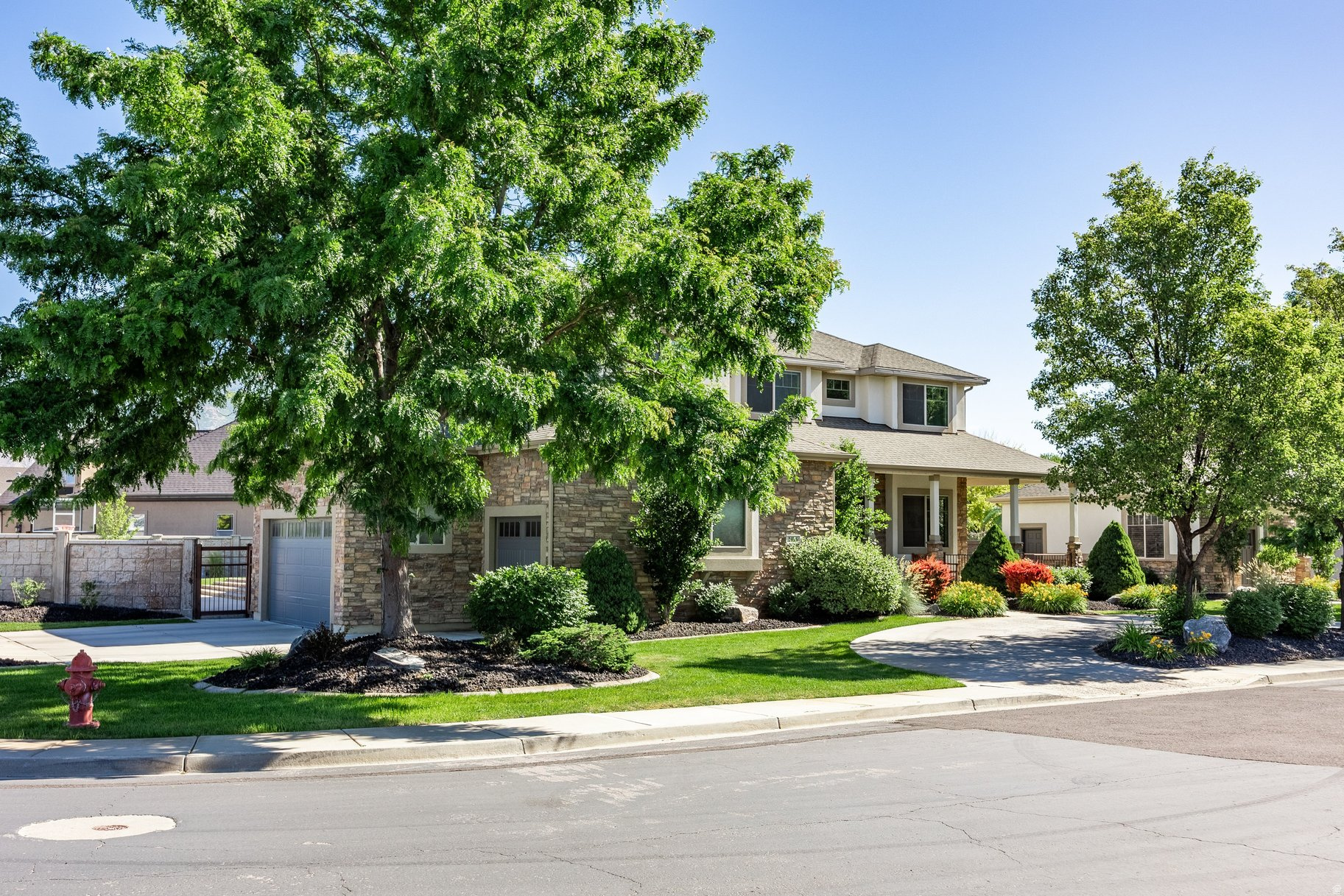 main property photo 75
