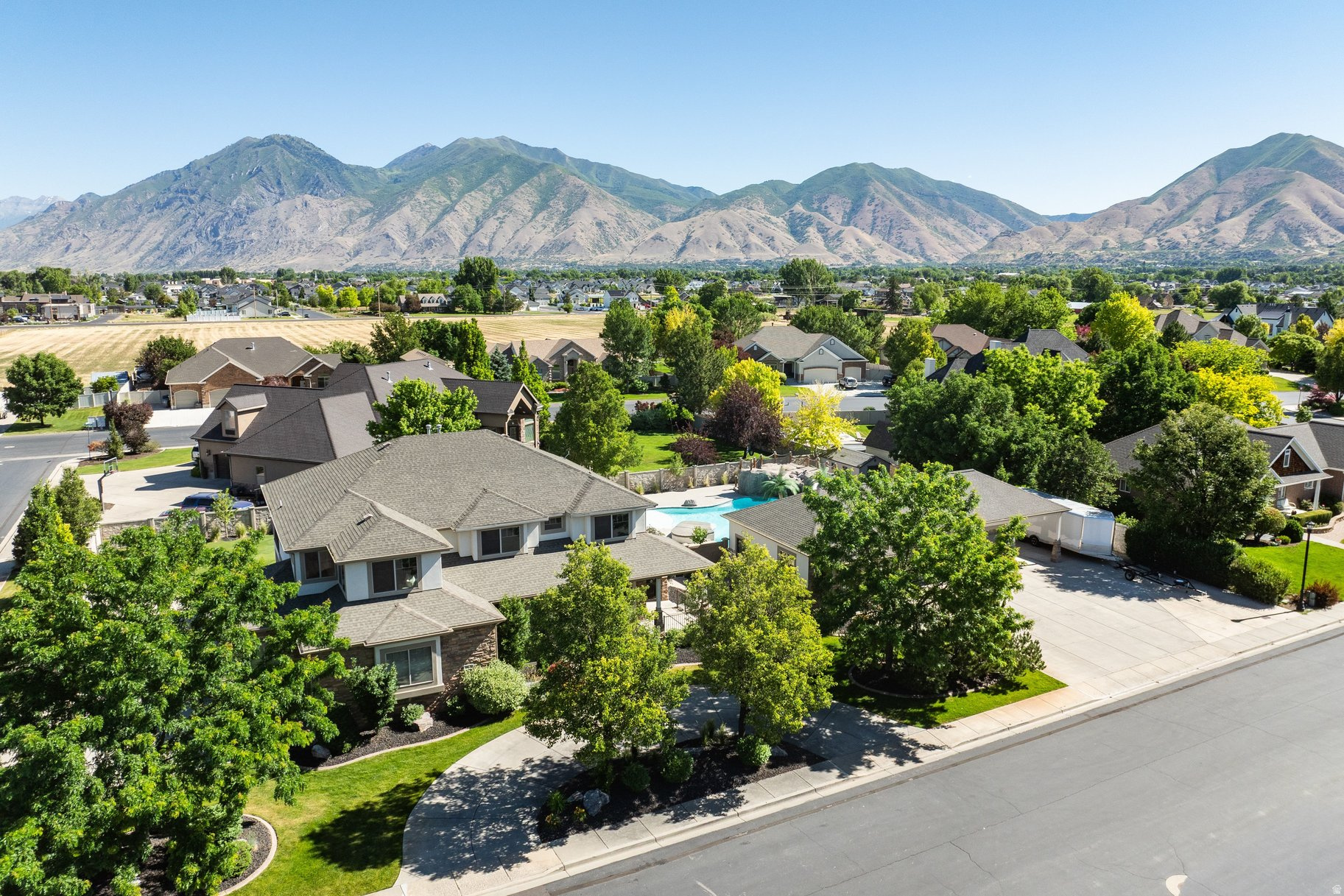 main property photo 84