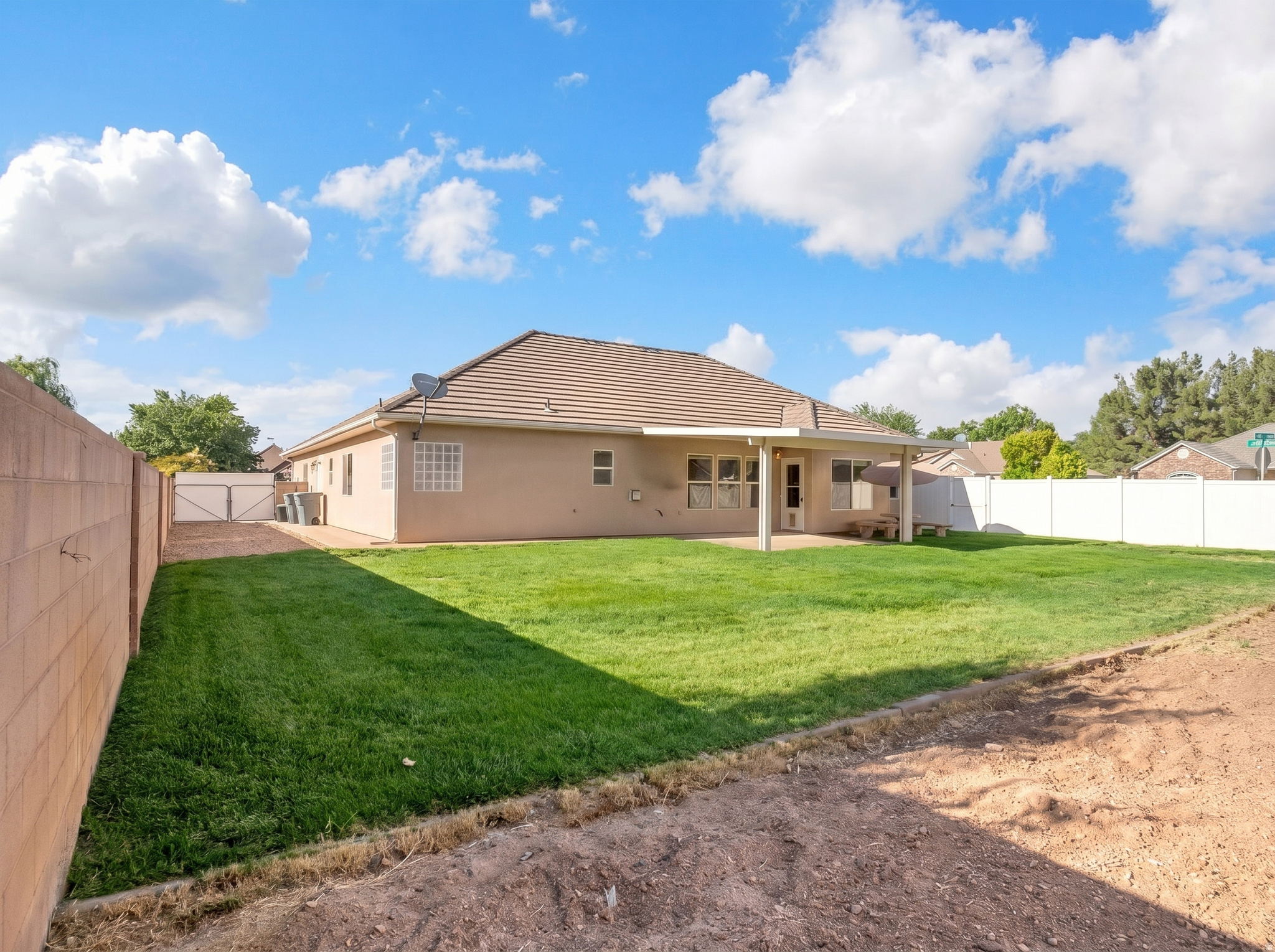 main property photo 49