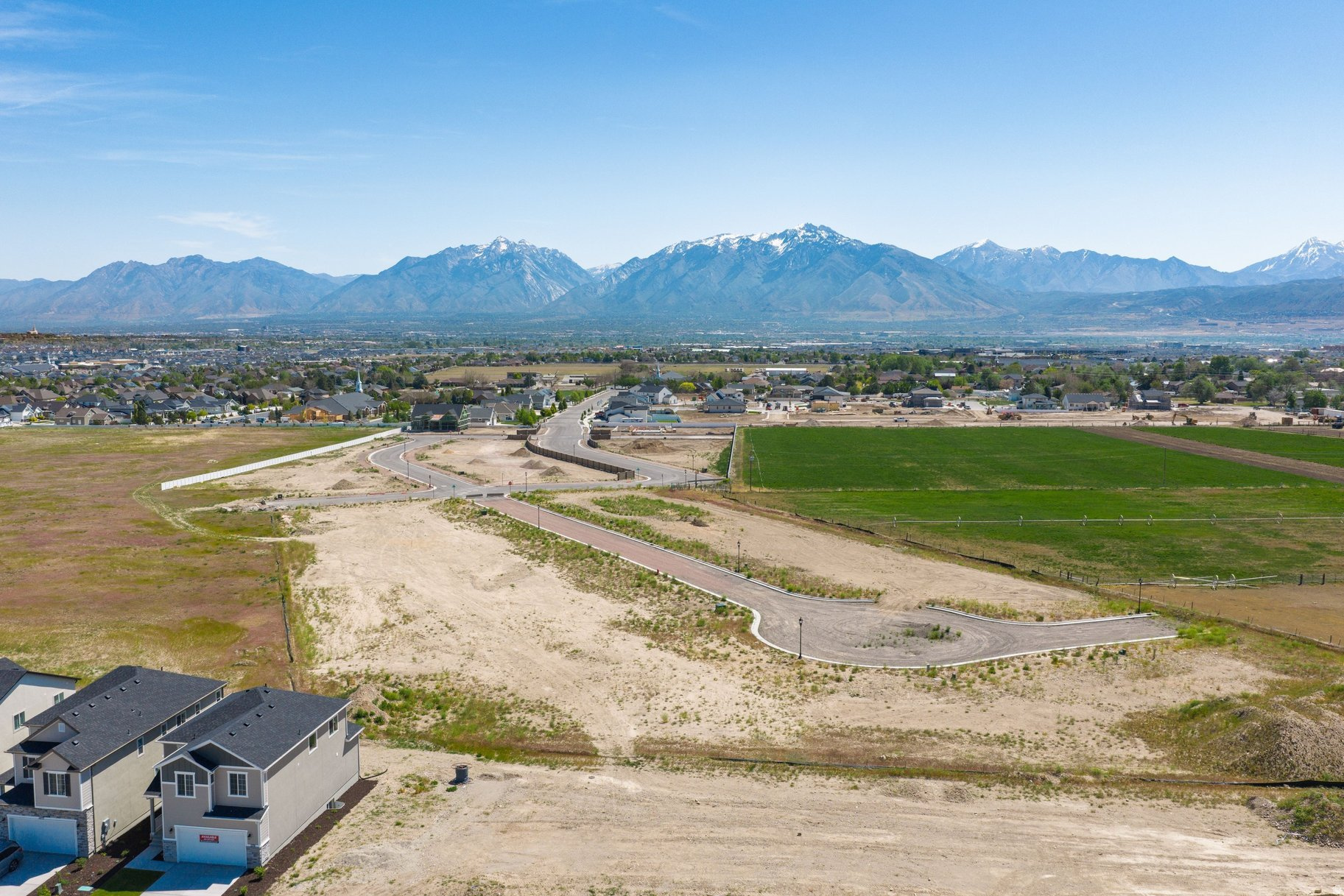 main property photo 8
