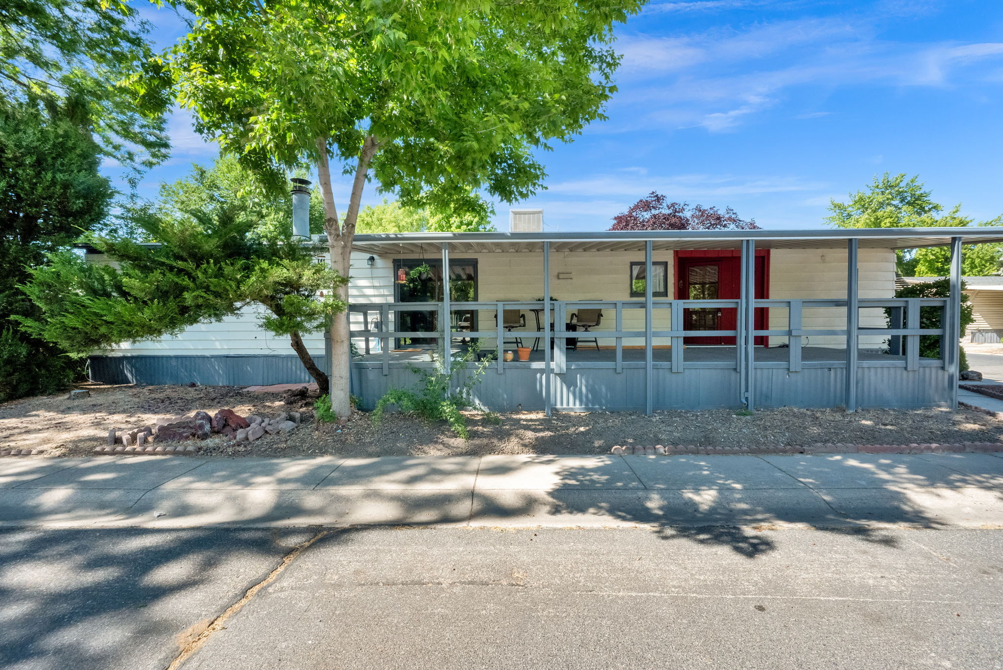 main property photo 16