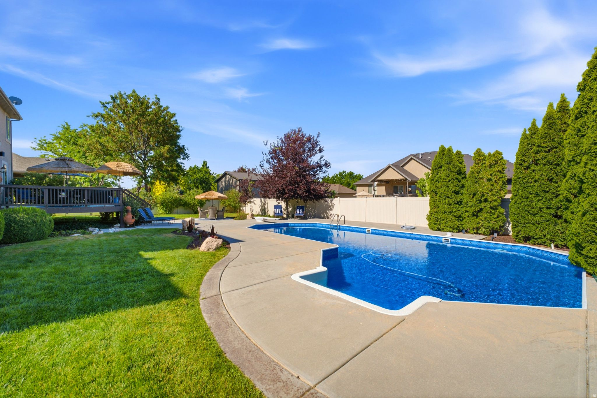 main property photo 61