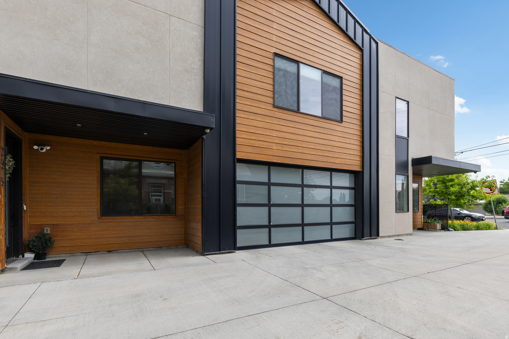 main property photo 57