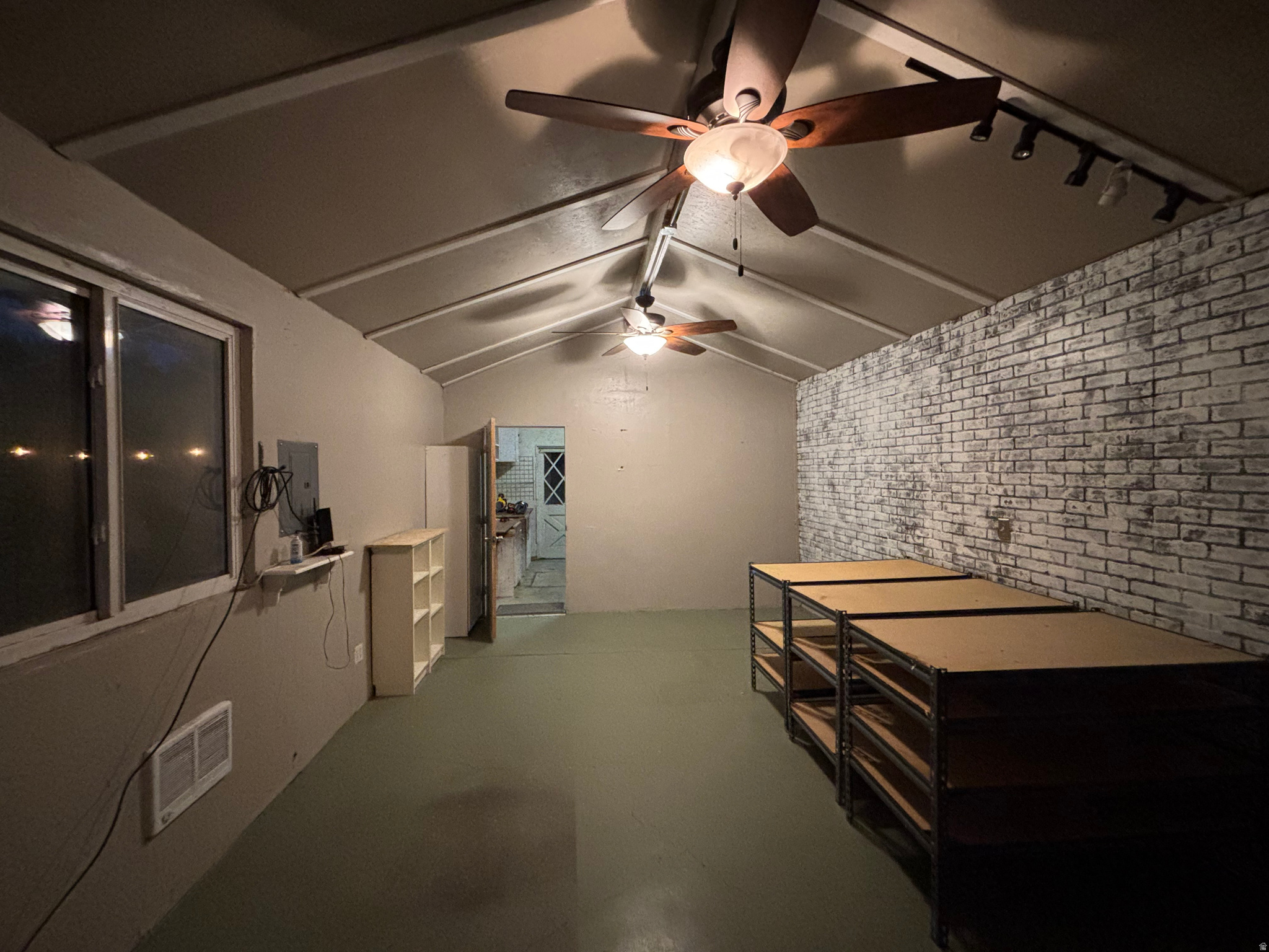 main property photo 66