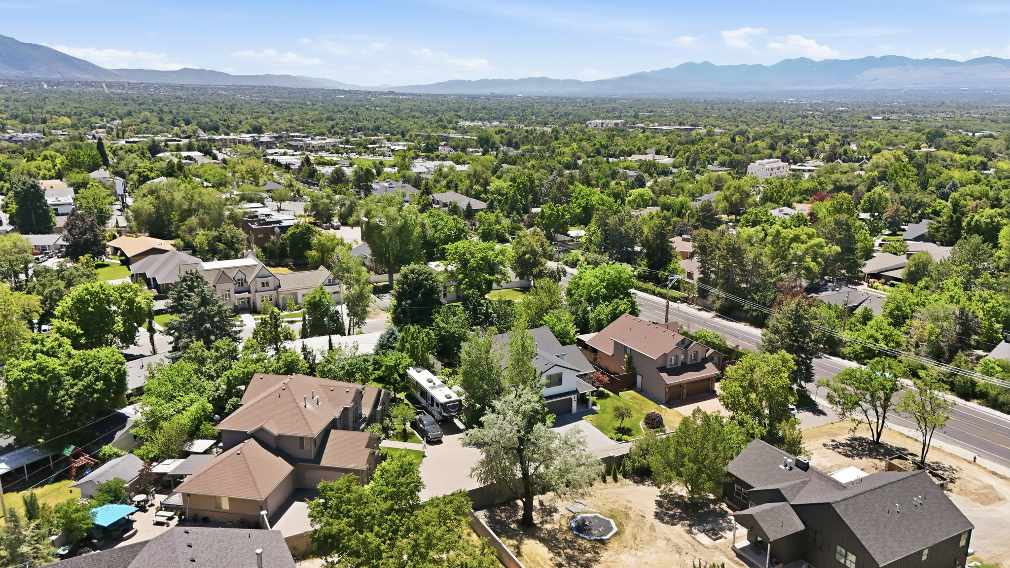 main property photo 68