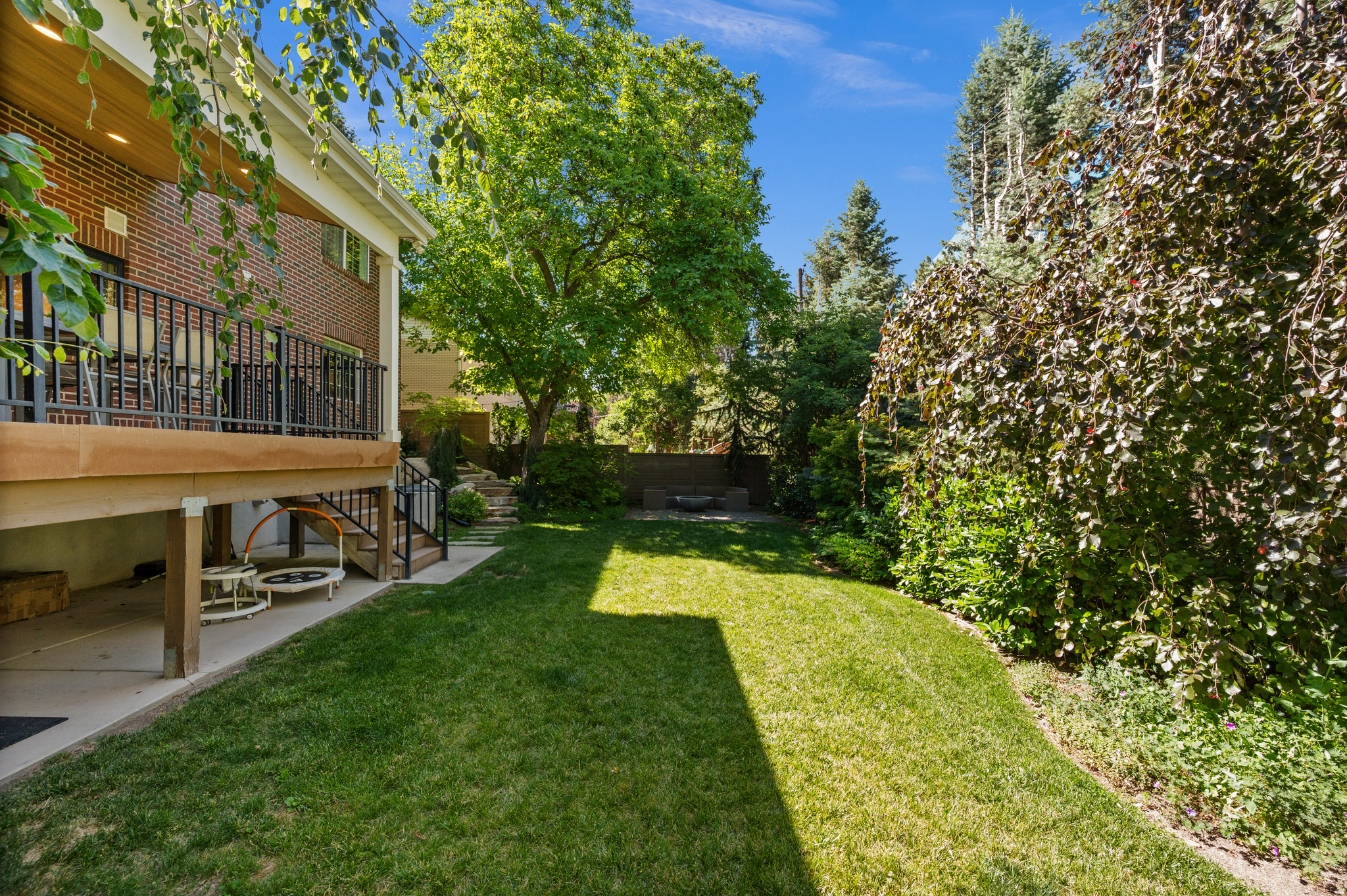 main property photo 51