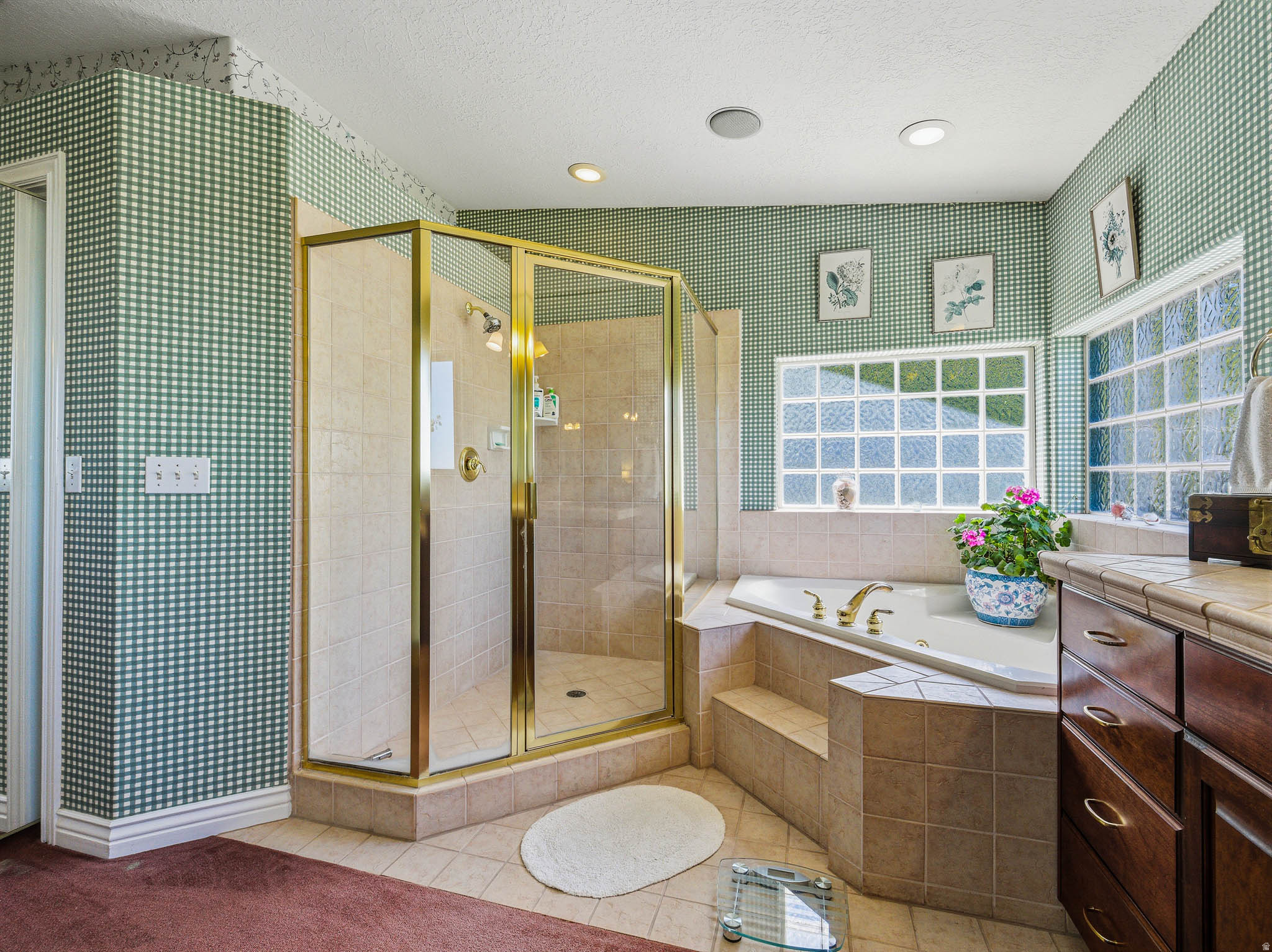 main property photo 77