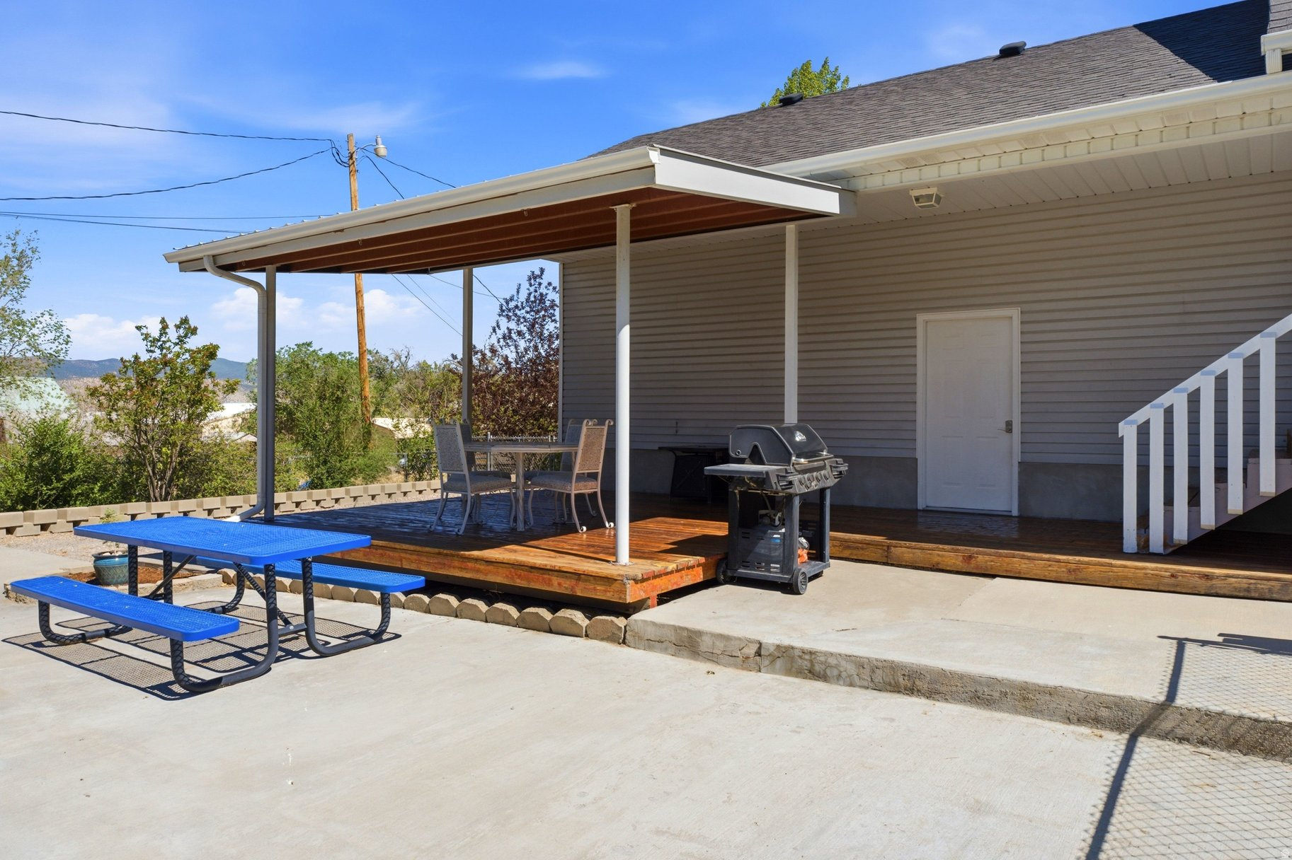 main property photo 60