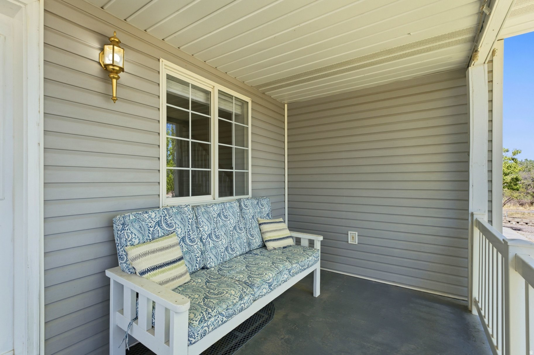 main property photo 79