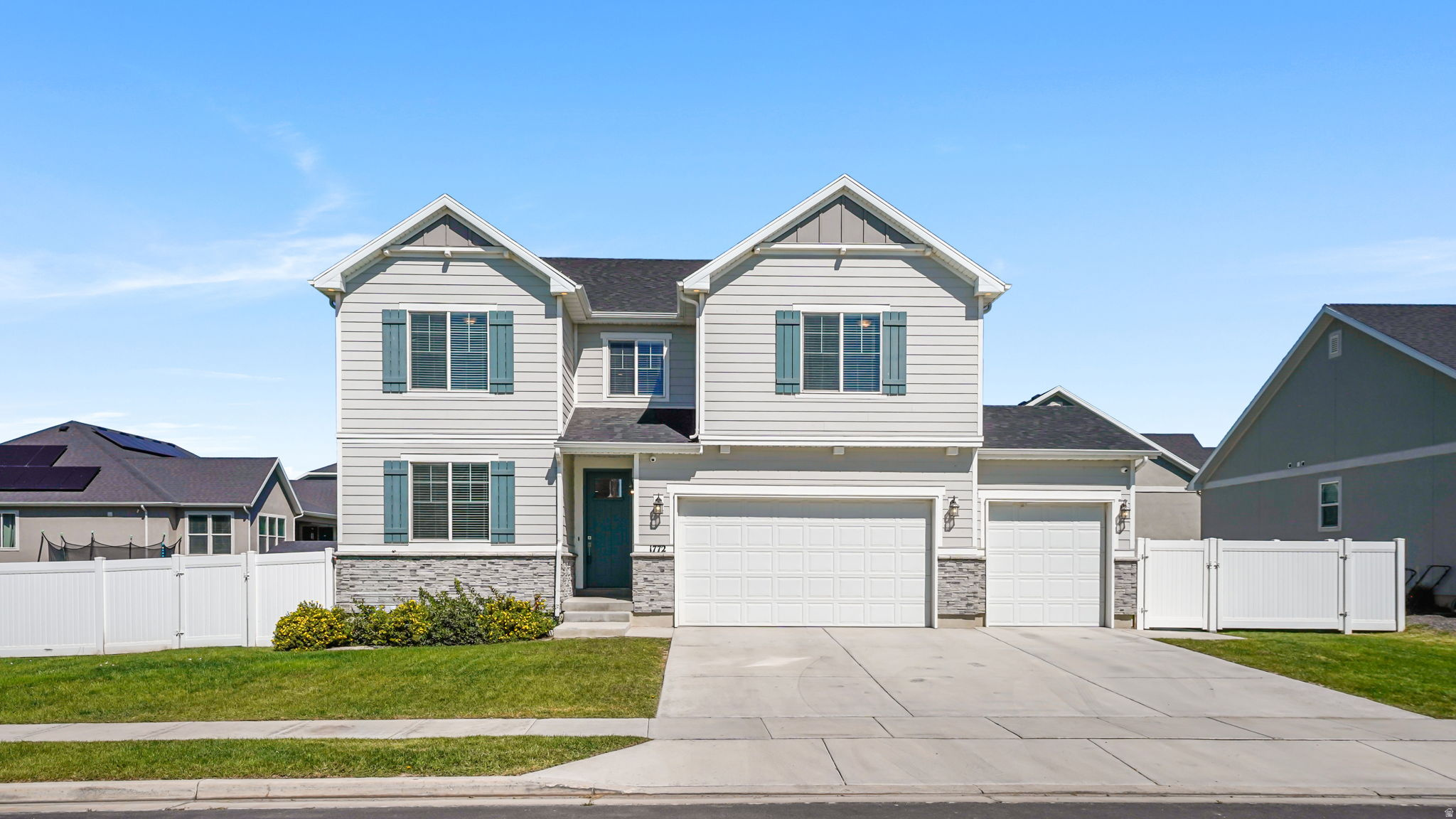 main property photo 49