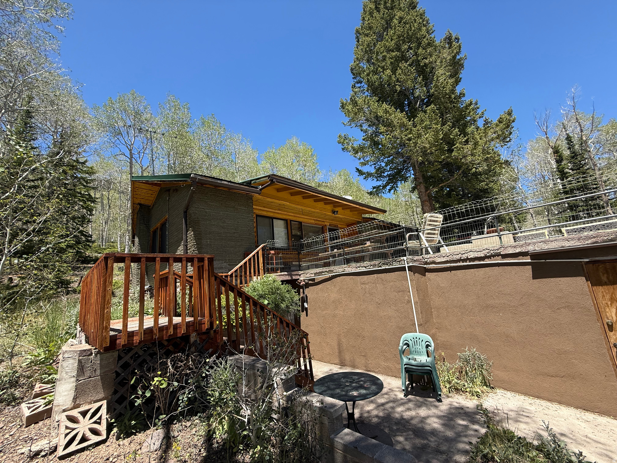main property photo 38