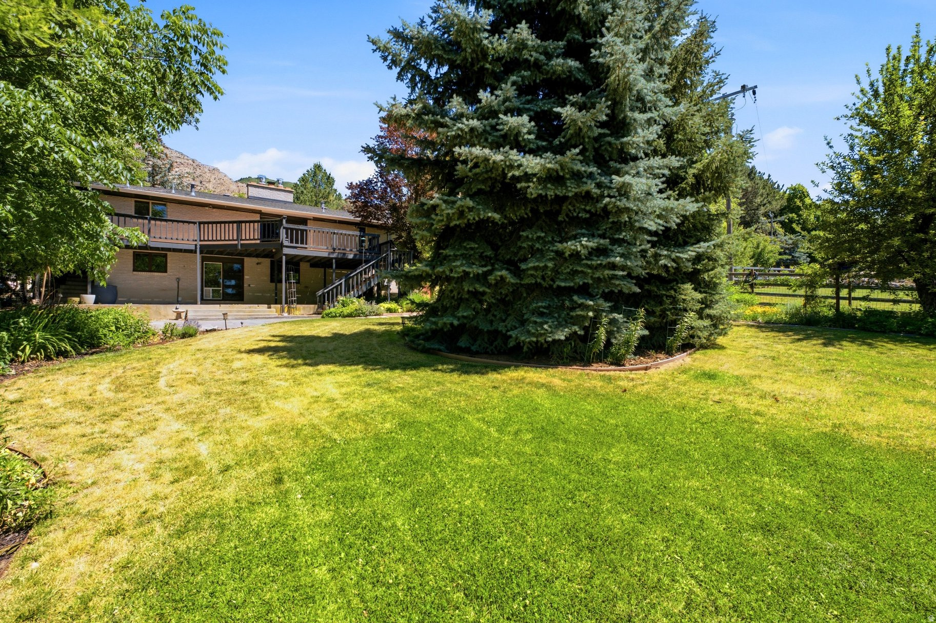 main property photo 60
