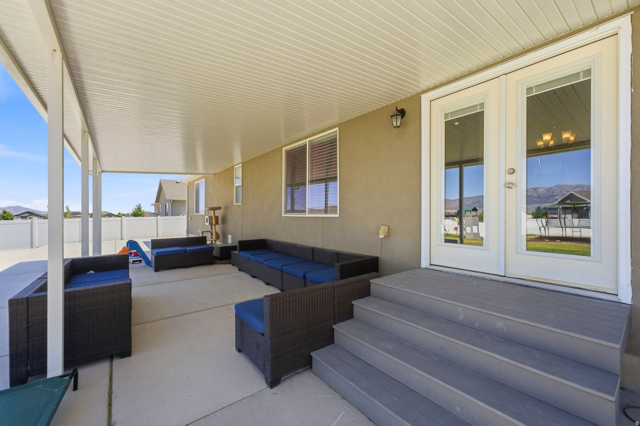 main property photo 47