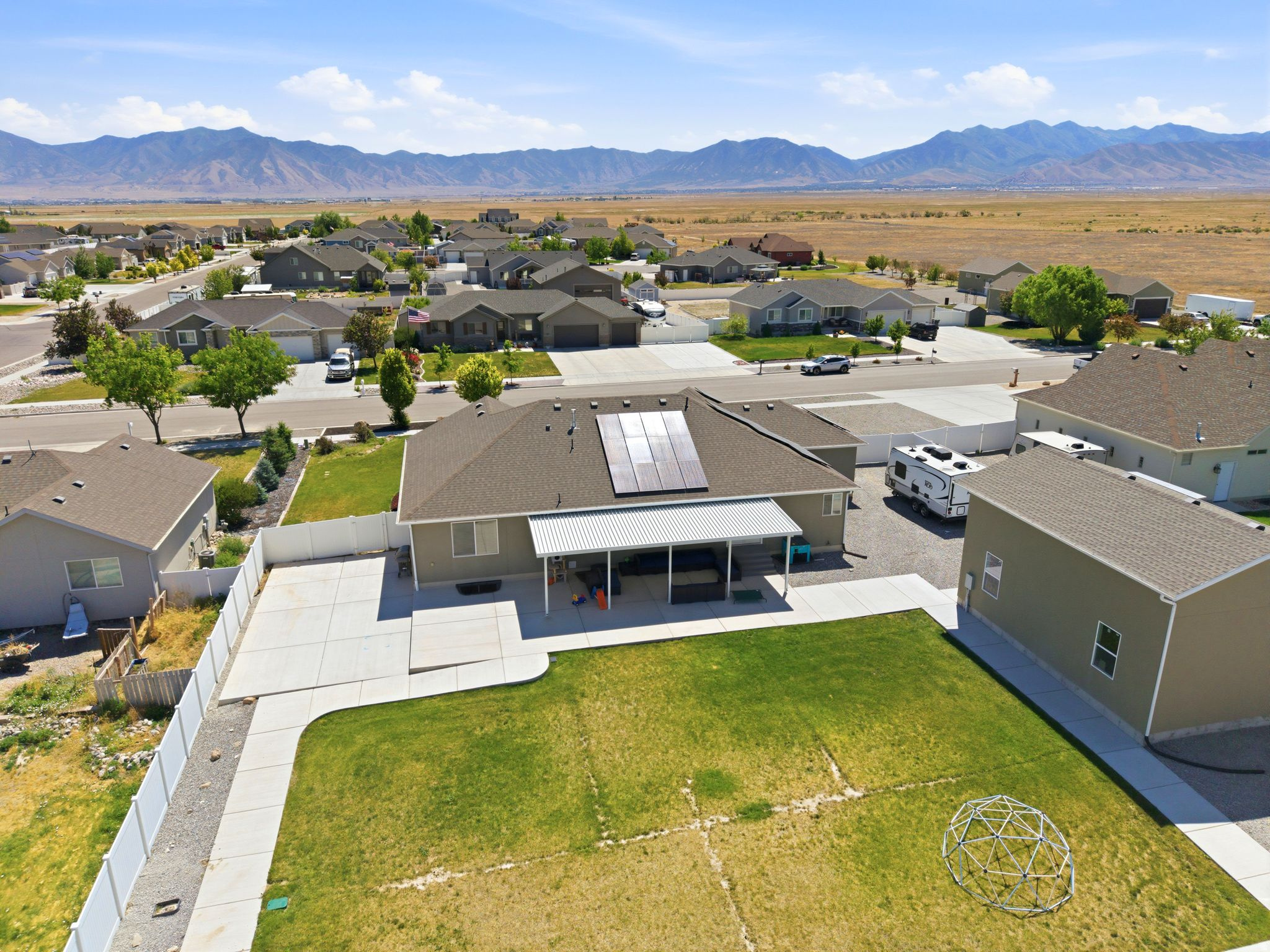 main property photo 70
