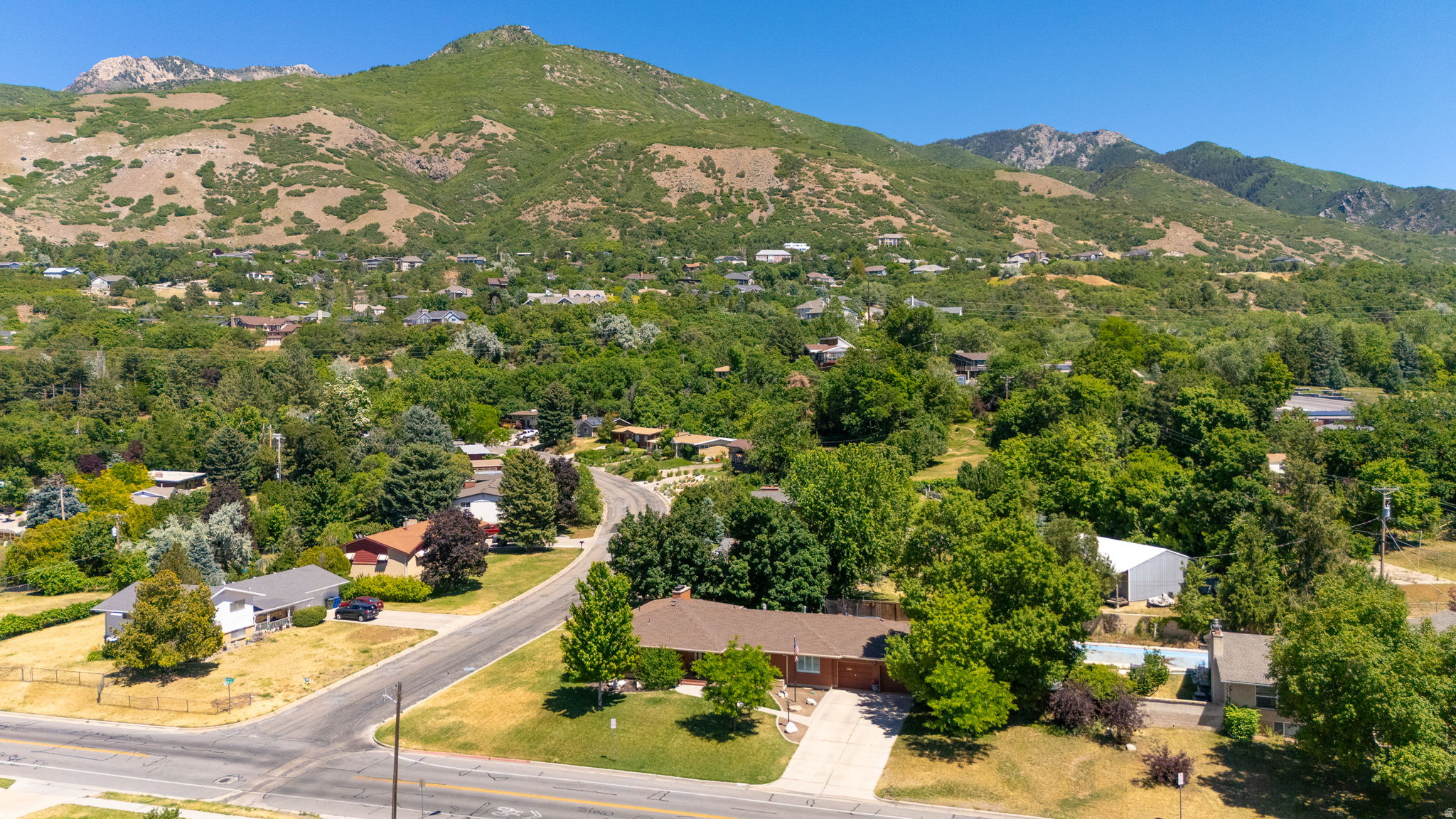 main property photo 60
