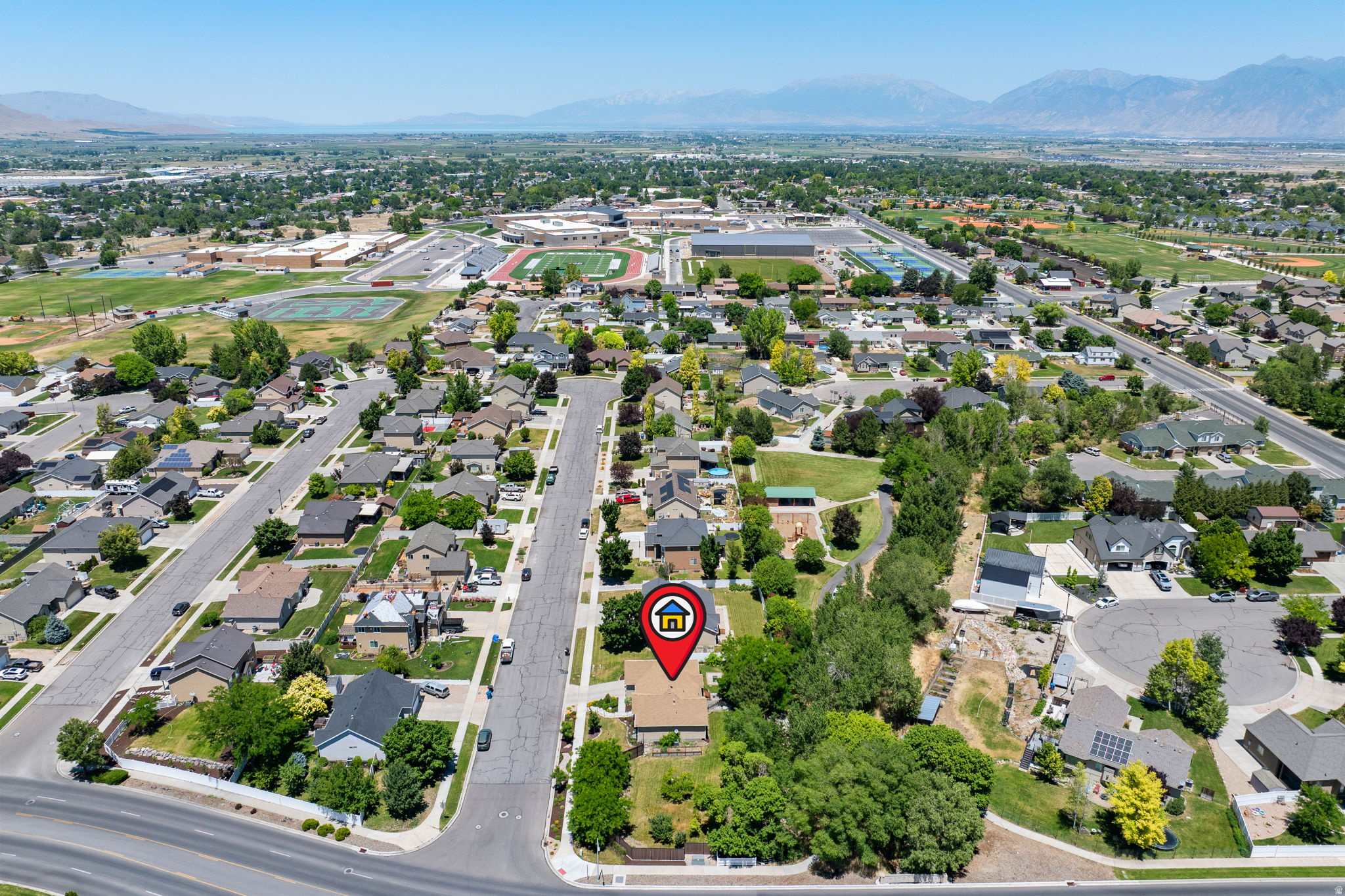 main property photo 41