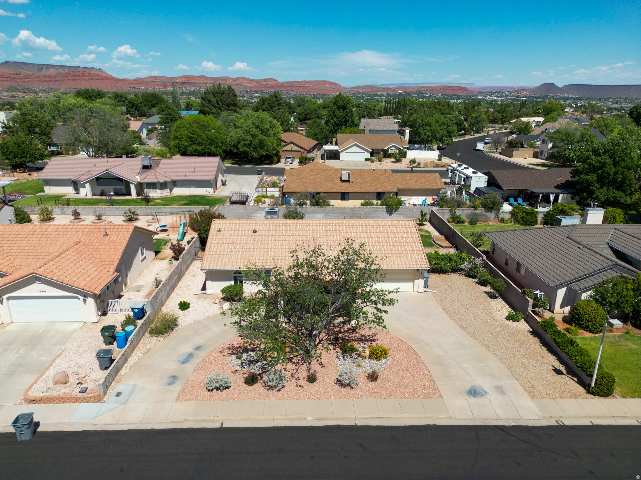 main property photo 80