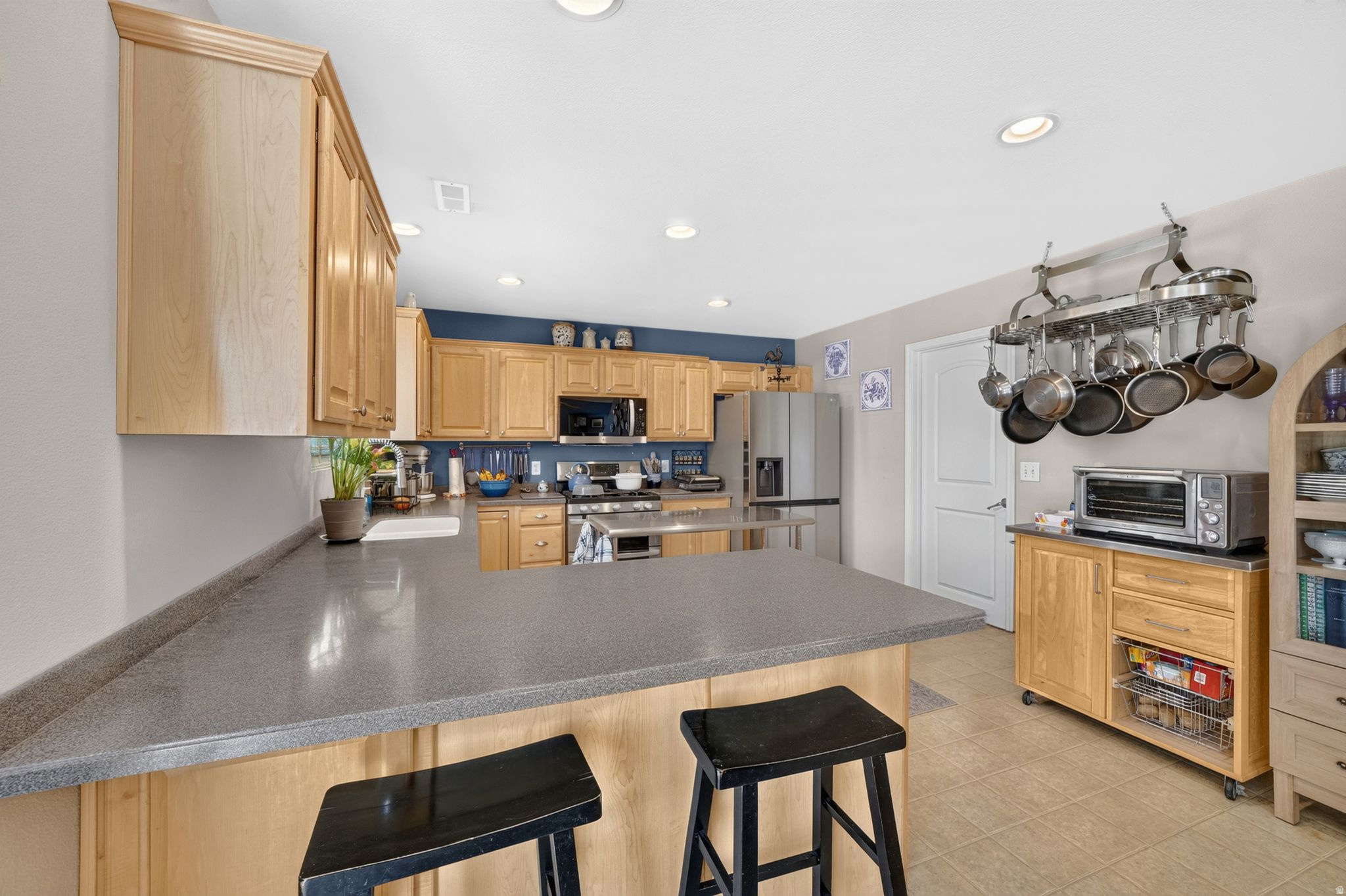 main property photo 19