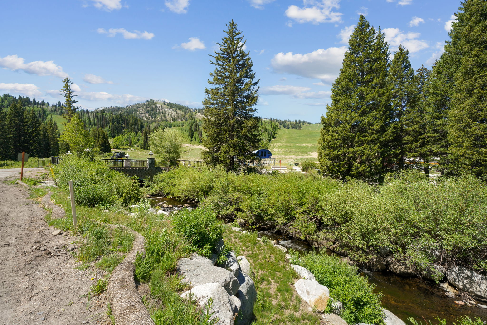 main property photo 20