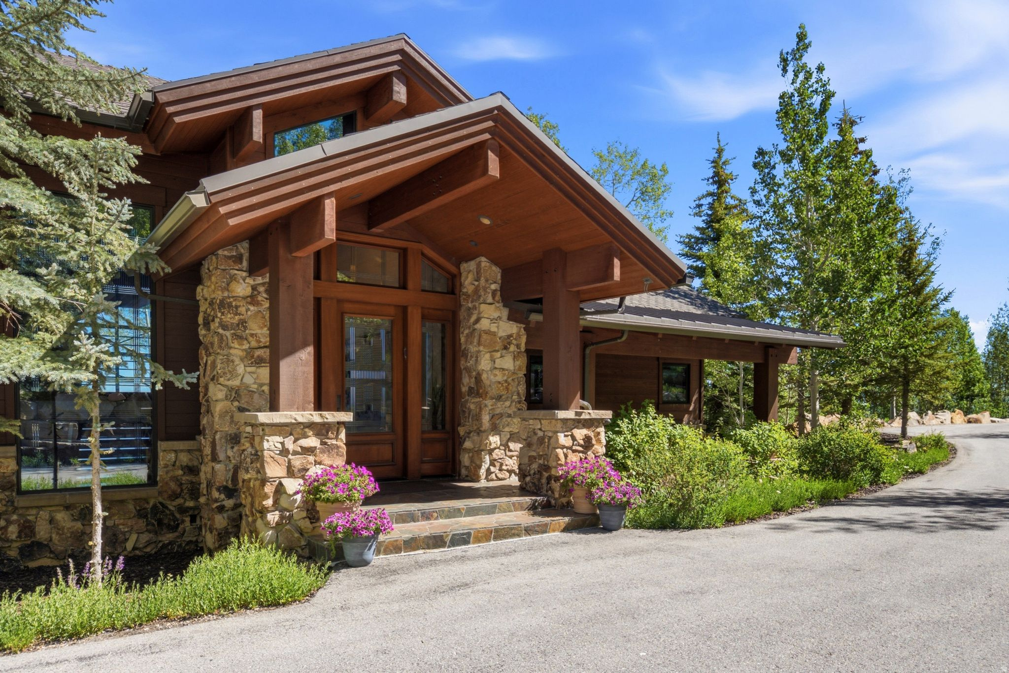 main property photo 120