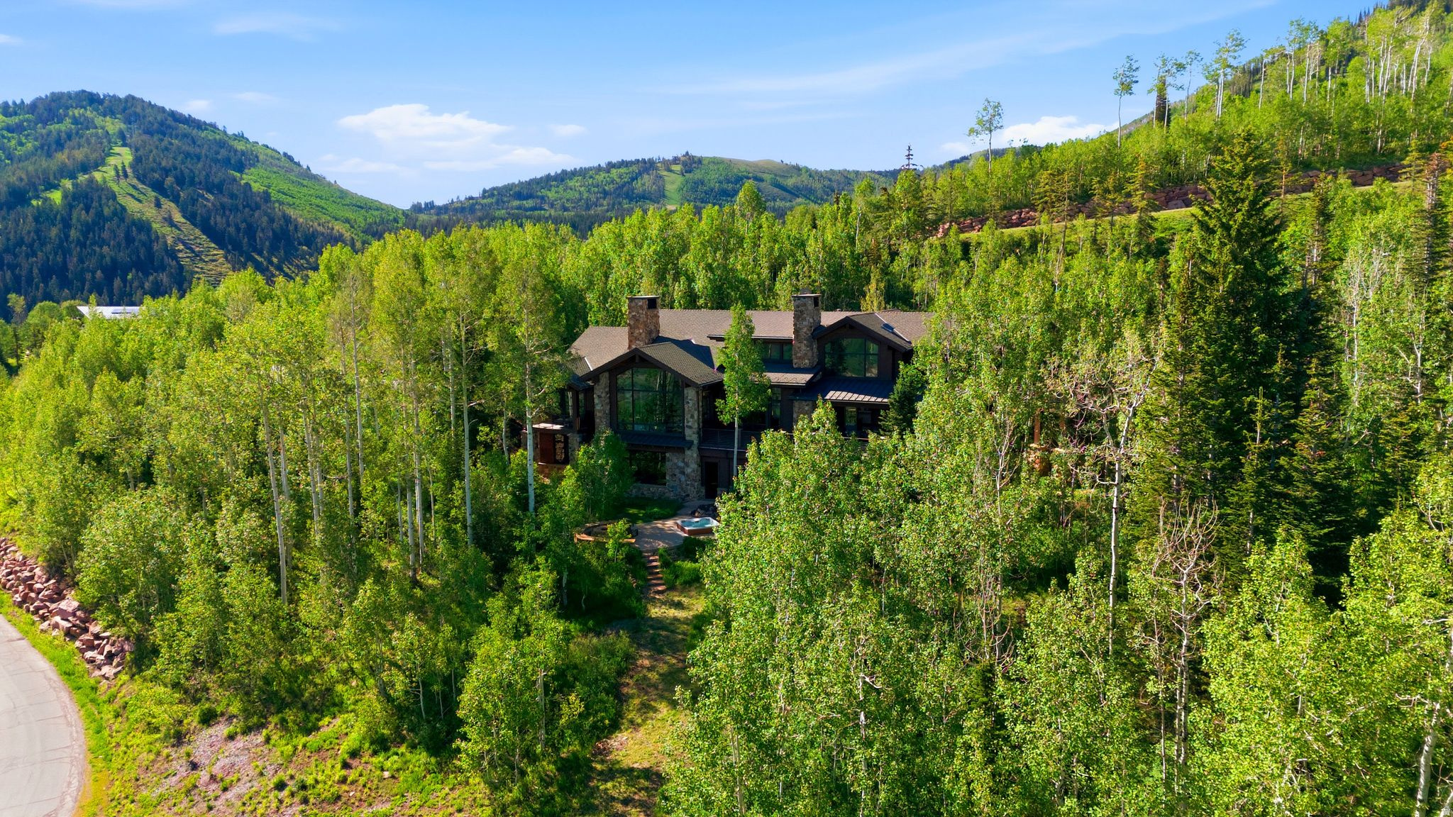 main property photo 15