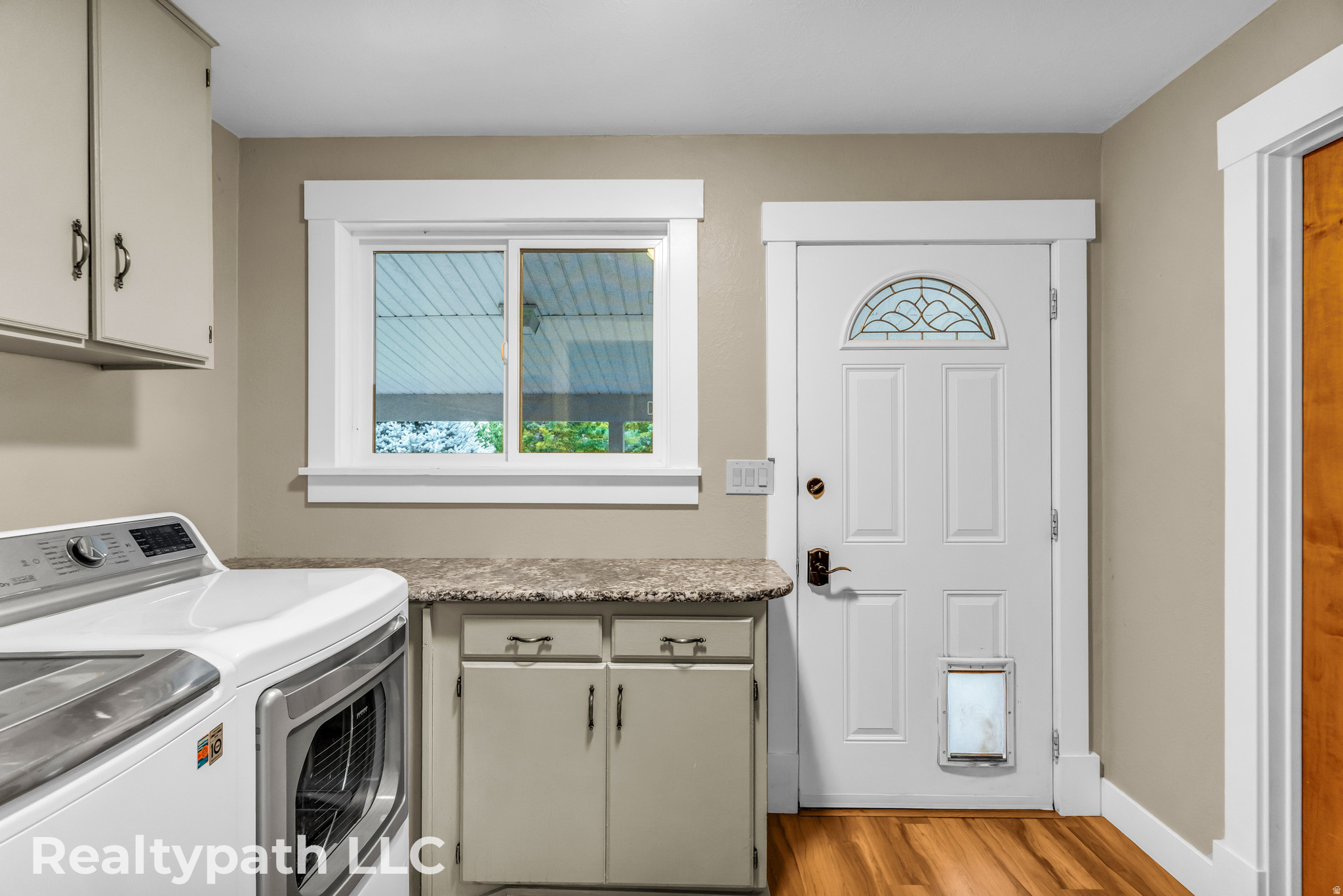 main property photo 24