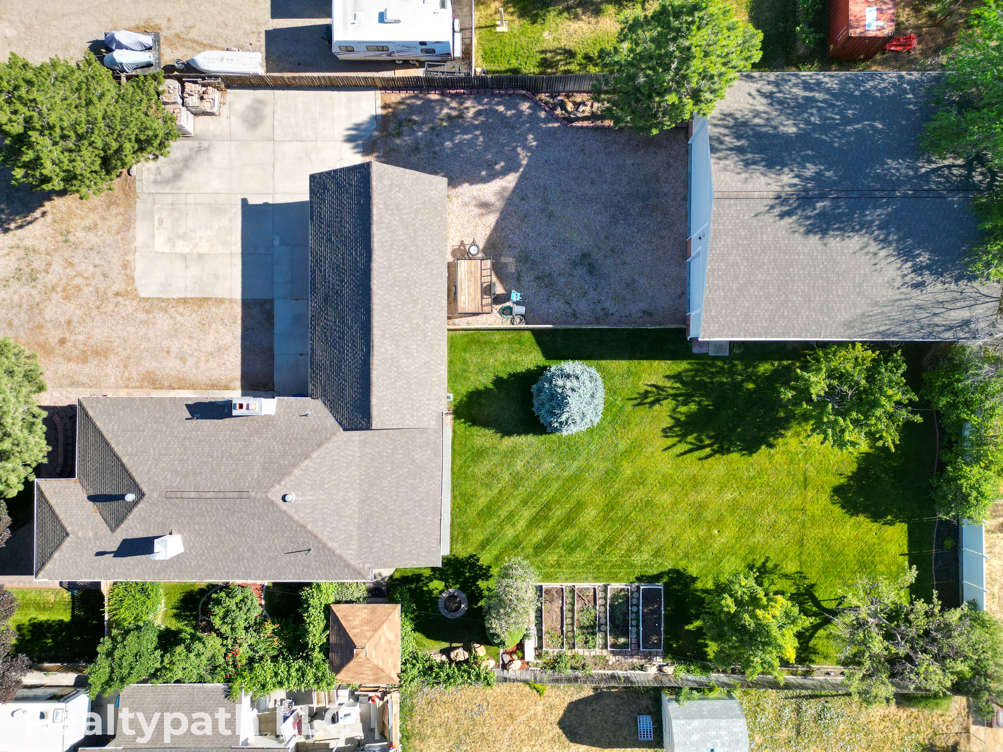 main property photo 53