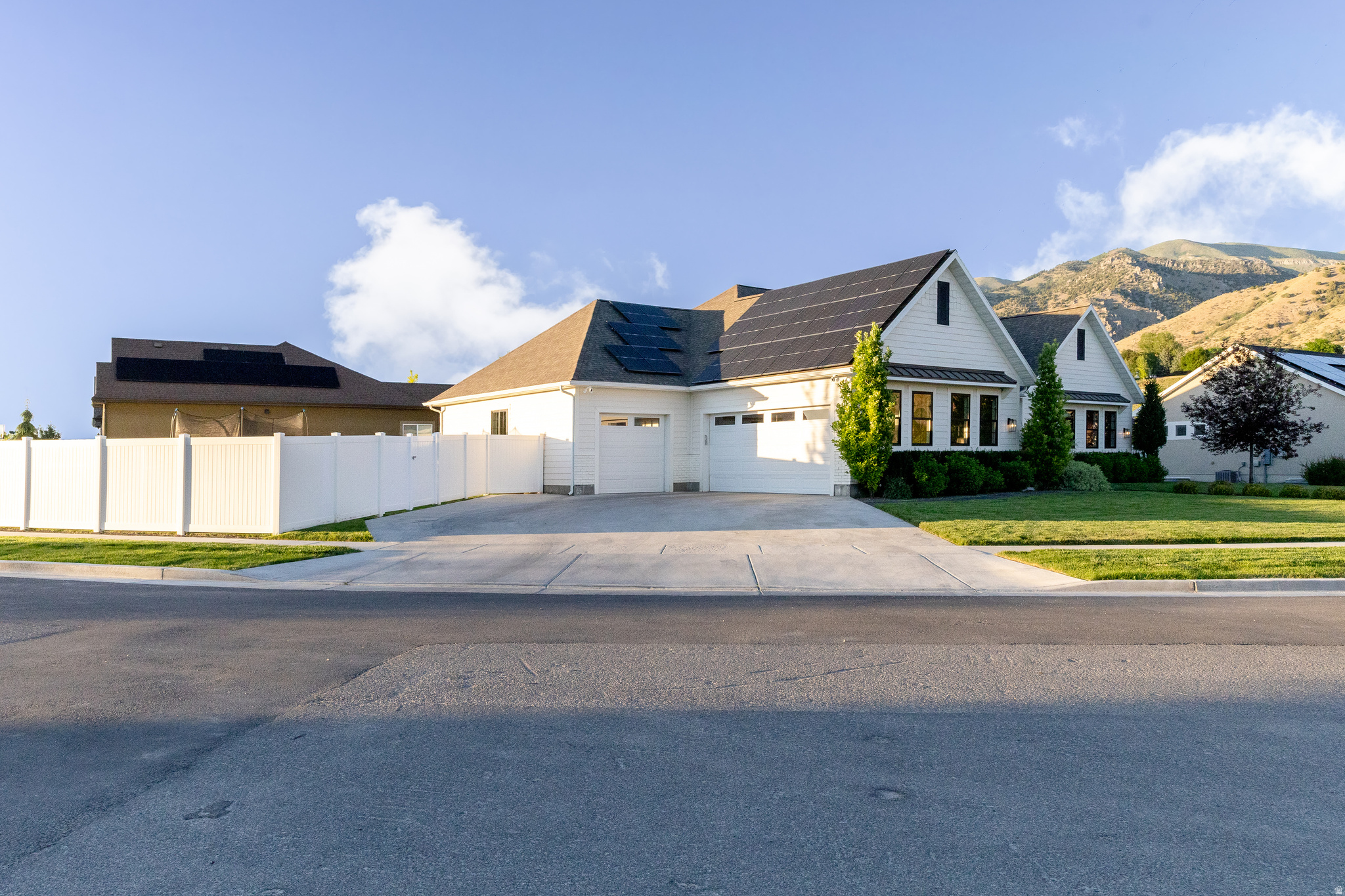 main property photo 44
