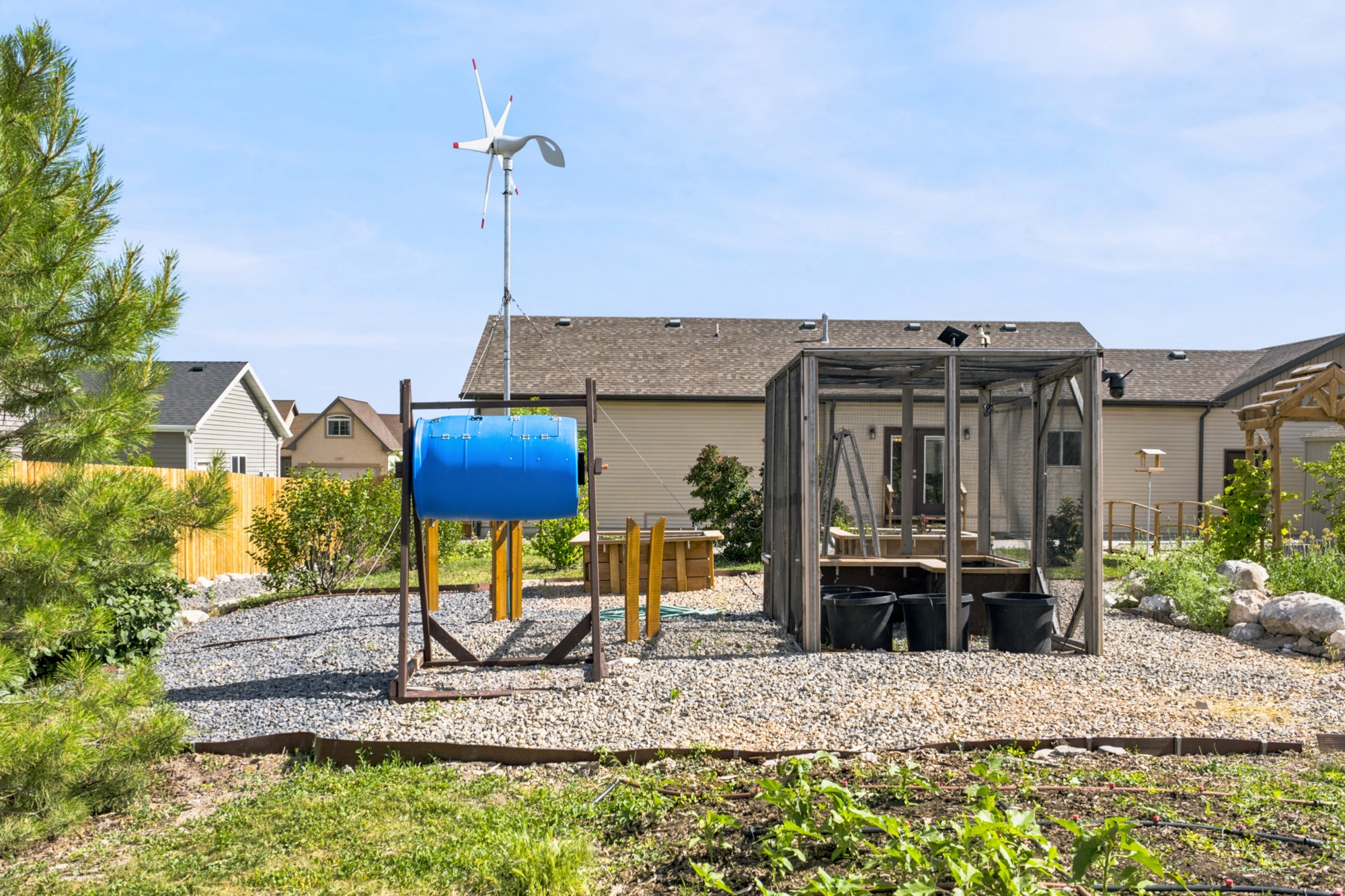 main property photo 25
