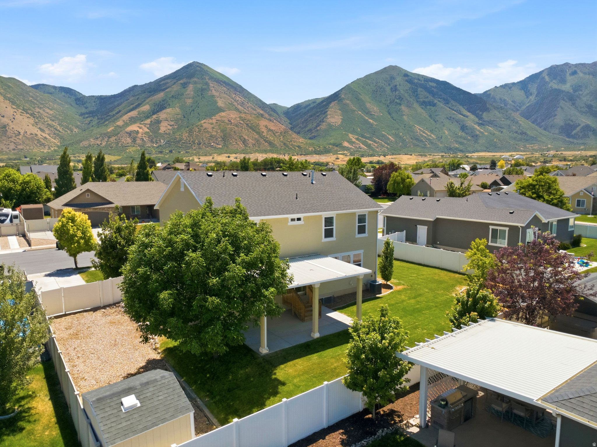 main property photo 54